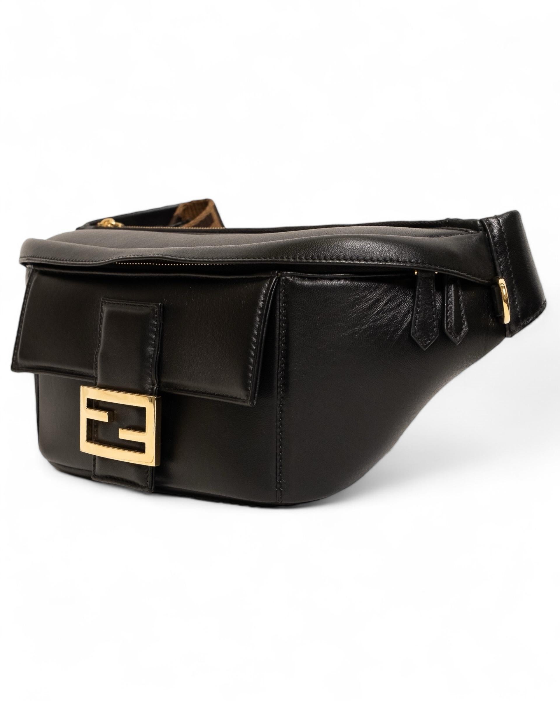 Fendi Baguette FF Black In New Condition In Torre Del Greco, IT