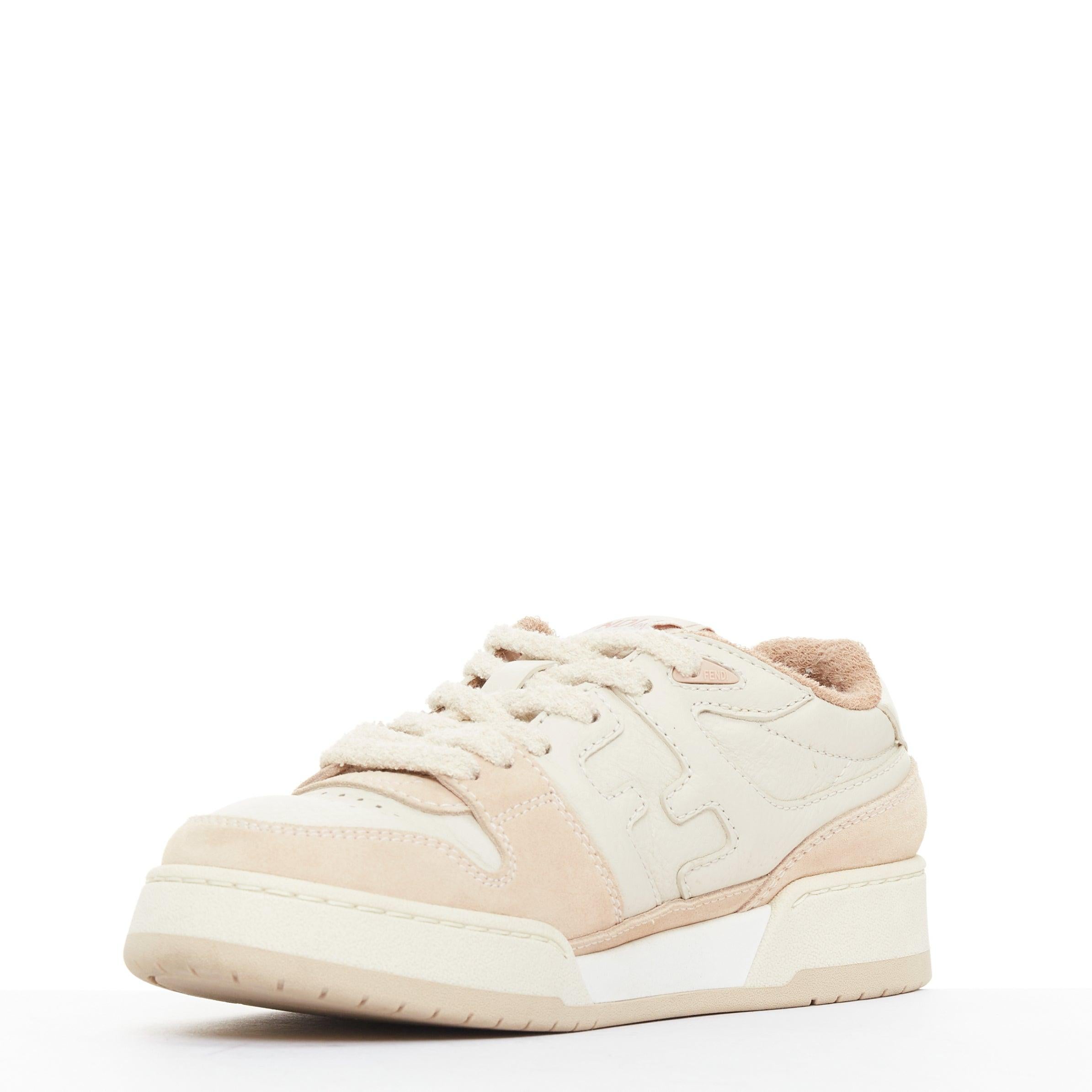 FENDI Match Low beige rosa cuero logo FF zapatillas planas gruesas EU35 en Bueno estado para la venta en Hong Kong, NT