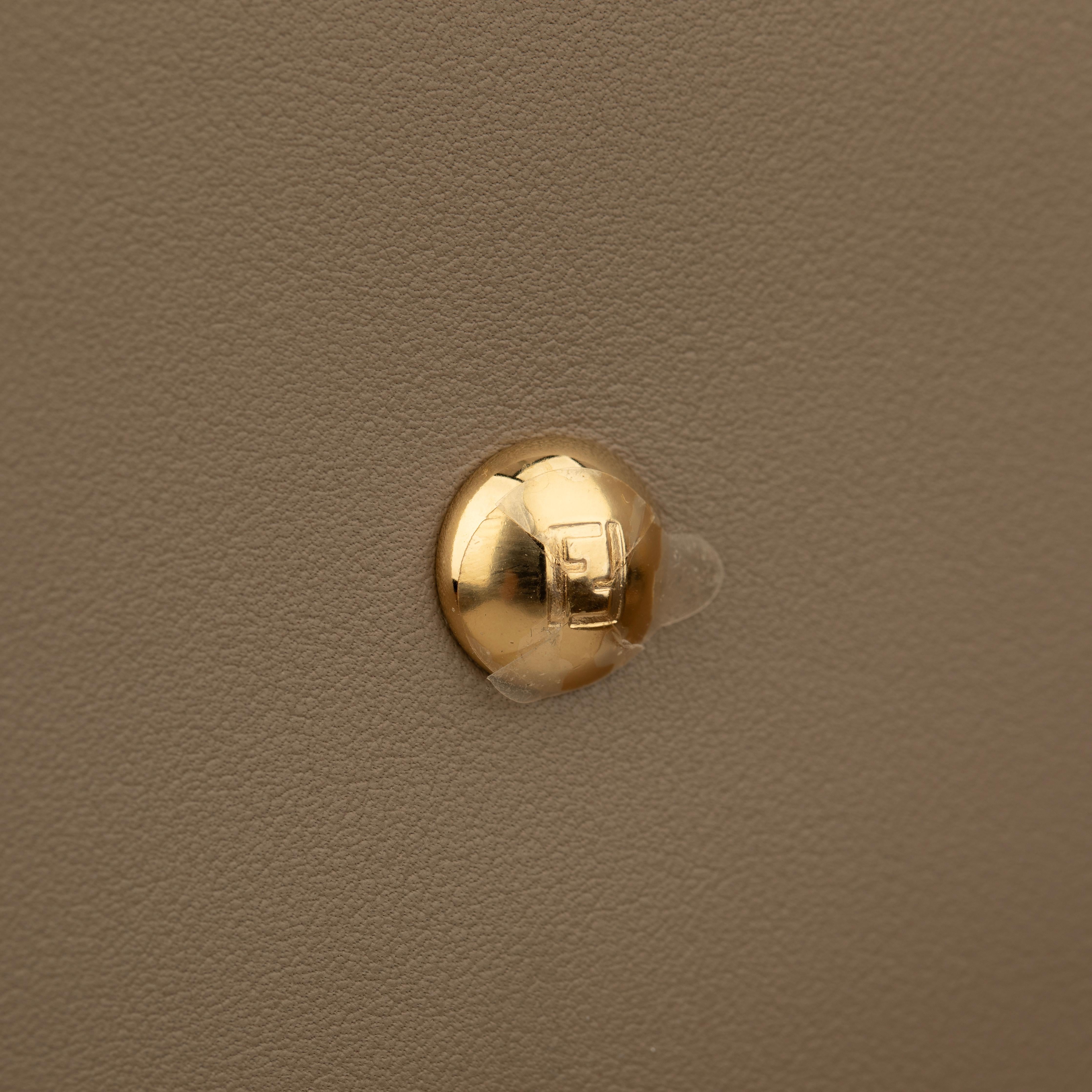 Fendi Medium Peekaboo Bag In Taupe Leather With Gold Hardware For Sale 14