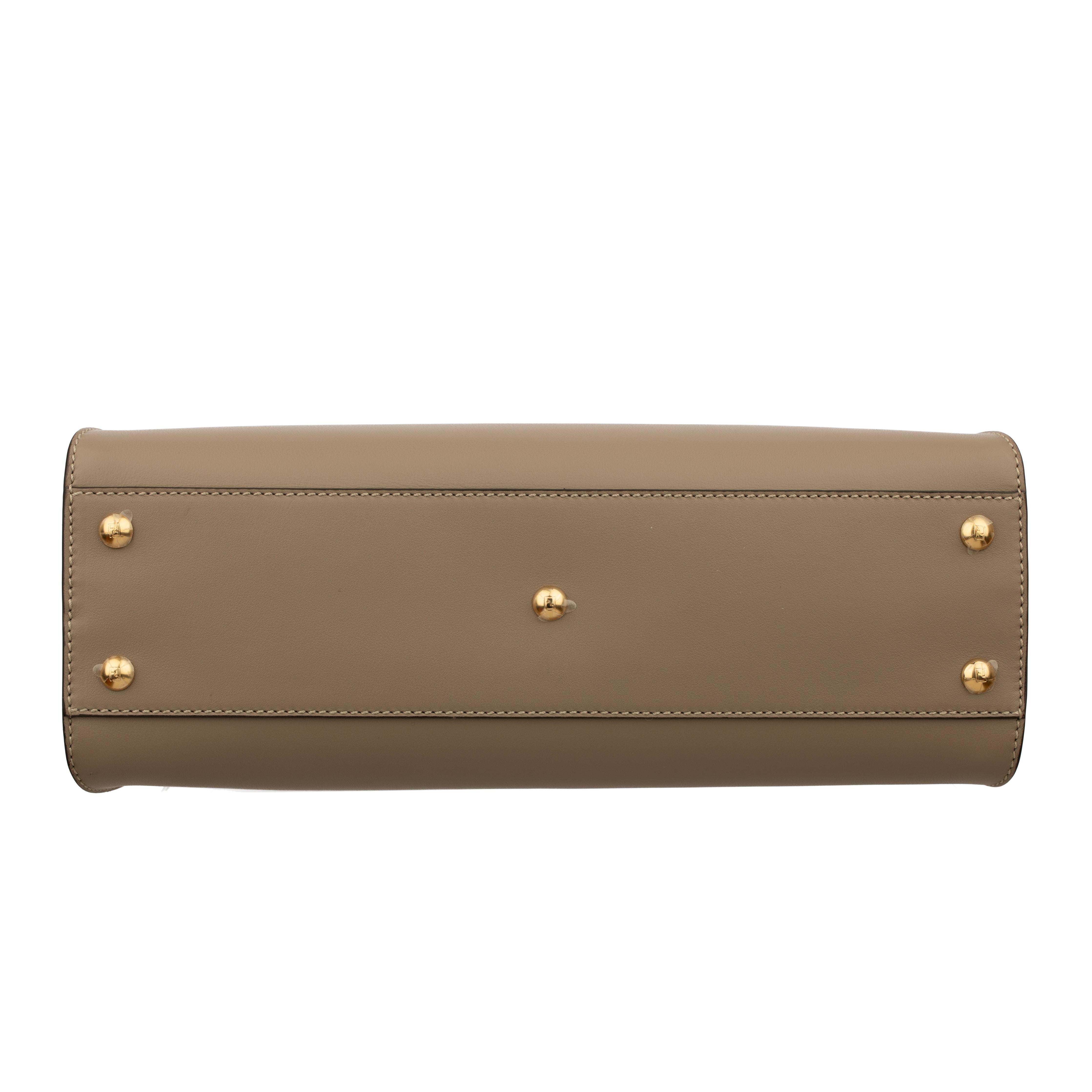 Fendi Medium Peekaboo Bag In Taupe Leather With Gold Hardware For Sale 15