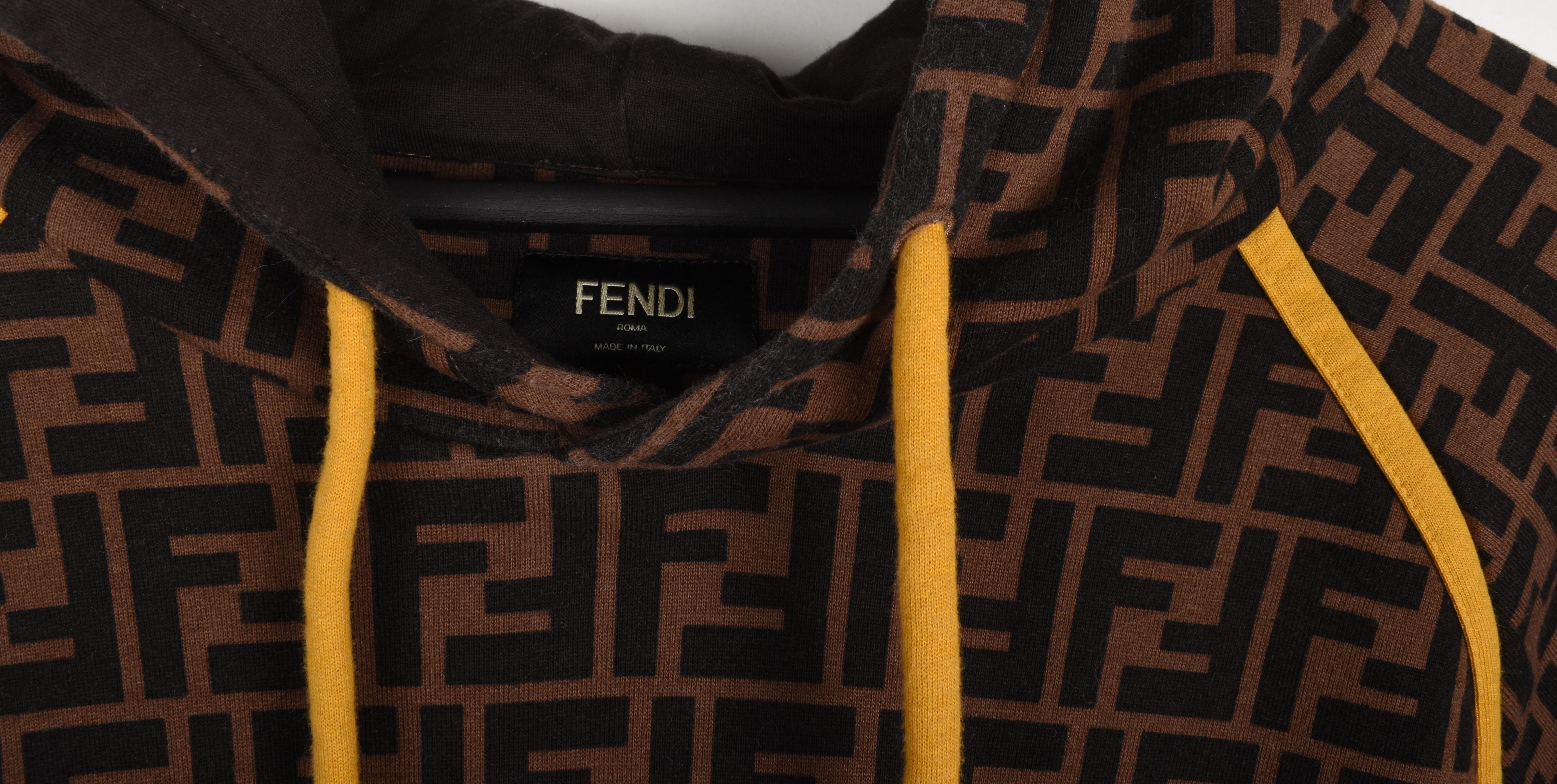 Men's Fendi Men Hoodie Jumper FF Monogram Size XXL, S14566 For Sale