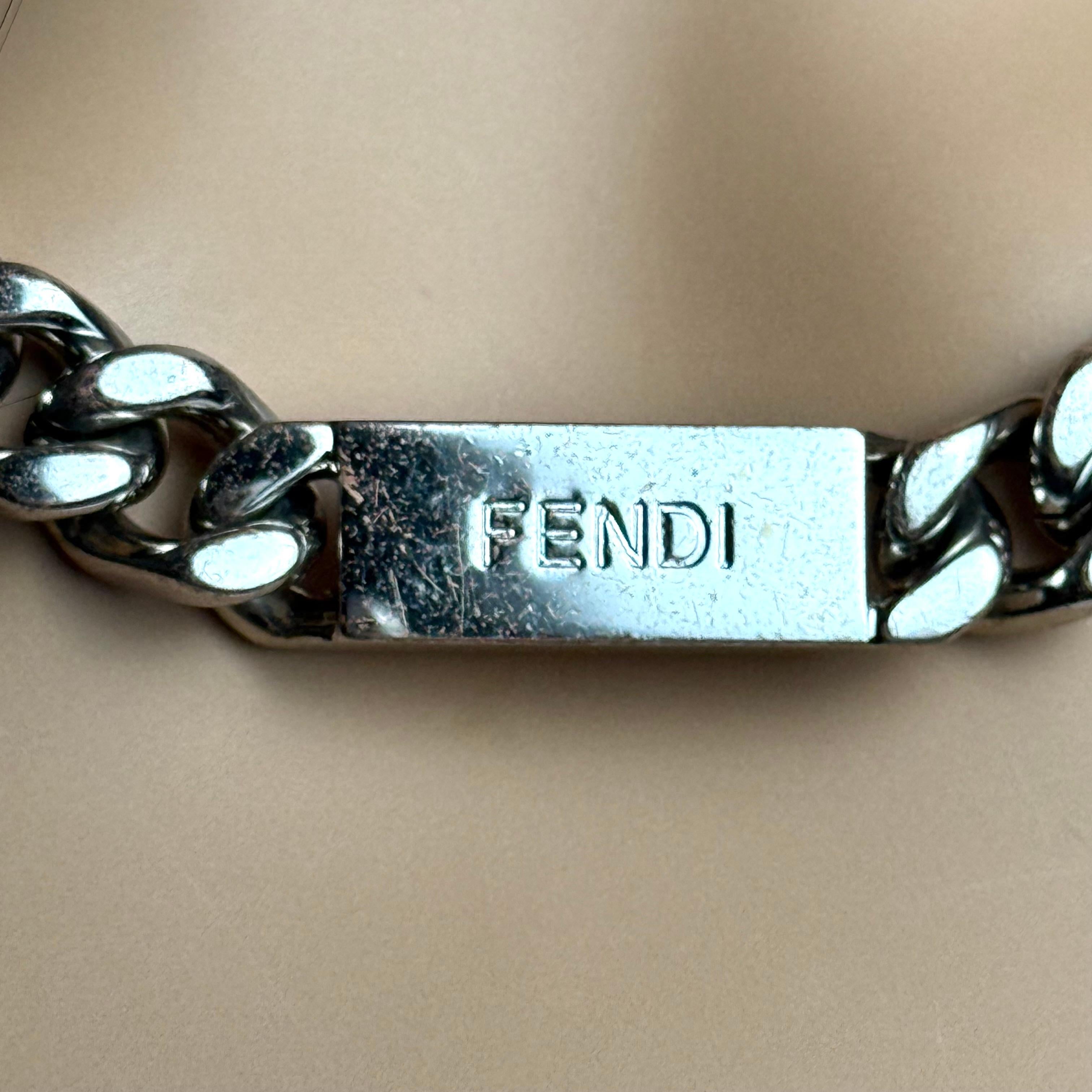 Fendi Collana a catena cubana da uomo H30737K Finitura Palladio Argento in vendita 3