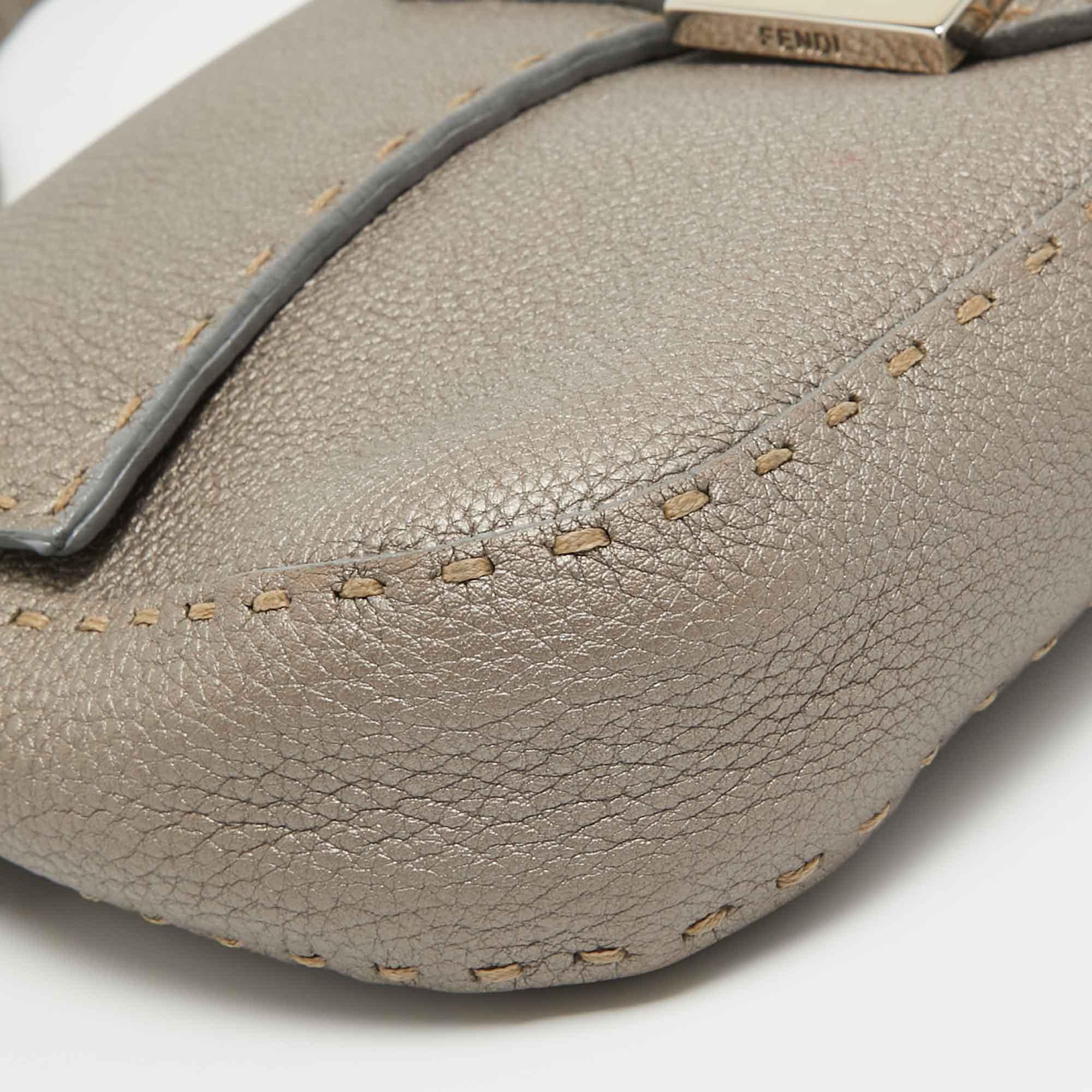 Fendi Metallic Beige Selleria Leather Baguette Bag 12