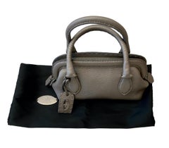 Mini sac Adele Romano Selleria en cuir de veau gris métallisé Fendi