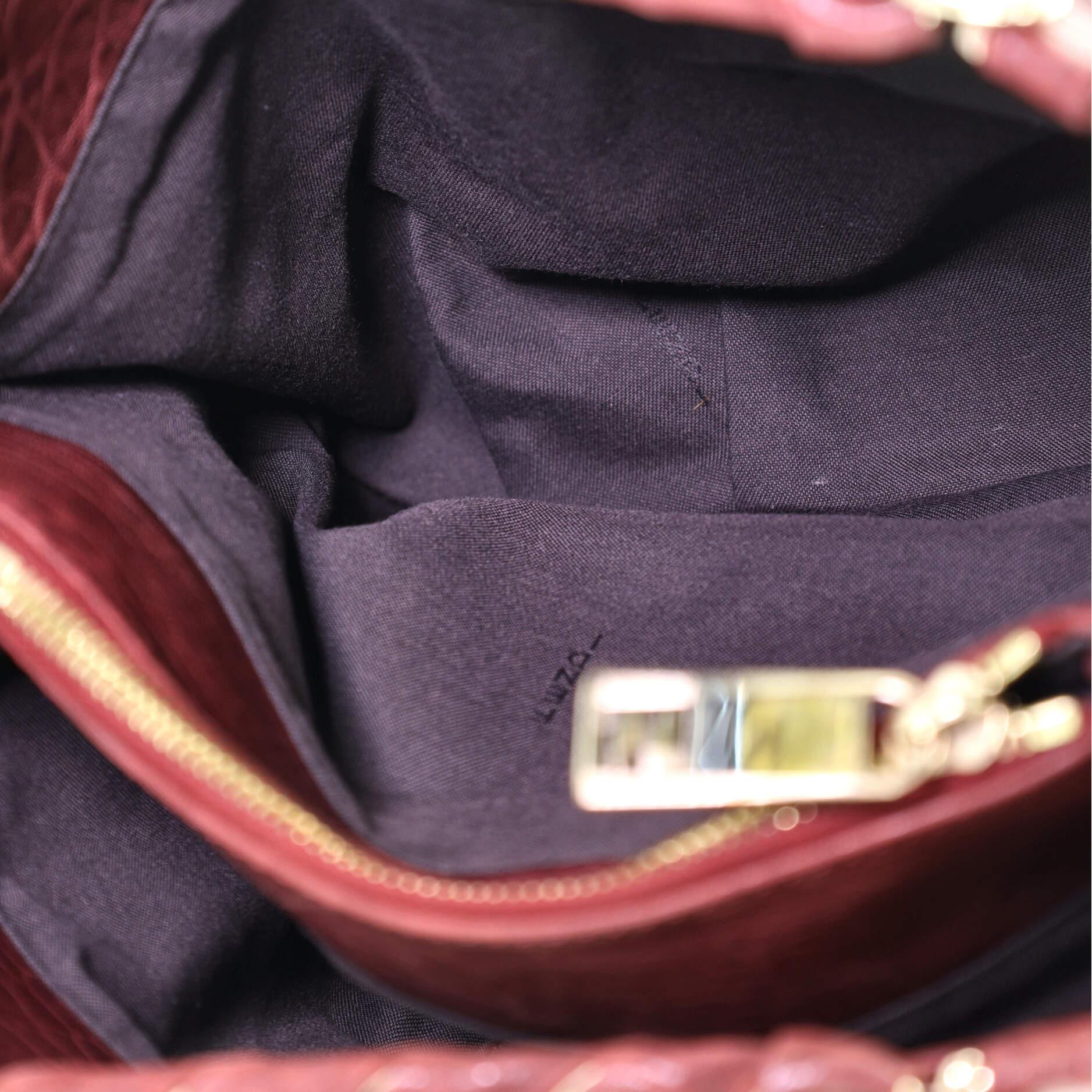 Fendi Mia Tragetasche aus gekörntem Leder Medium für Damen oder Herren
