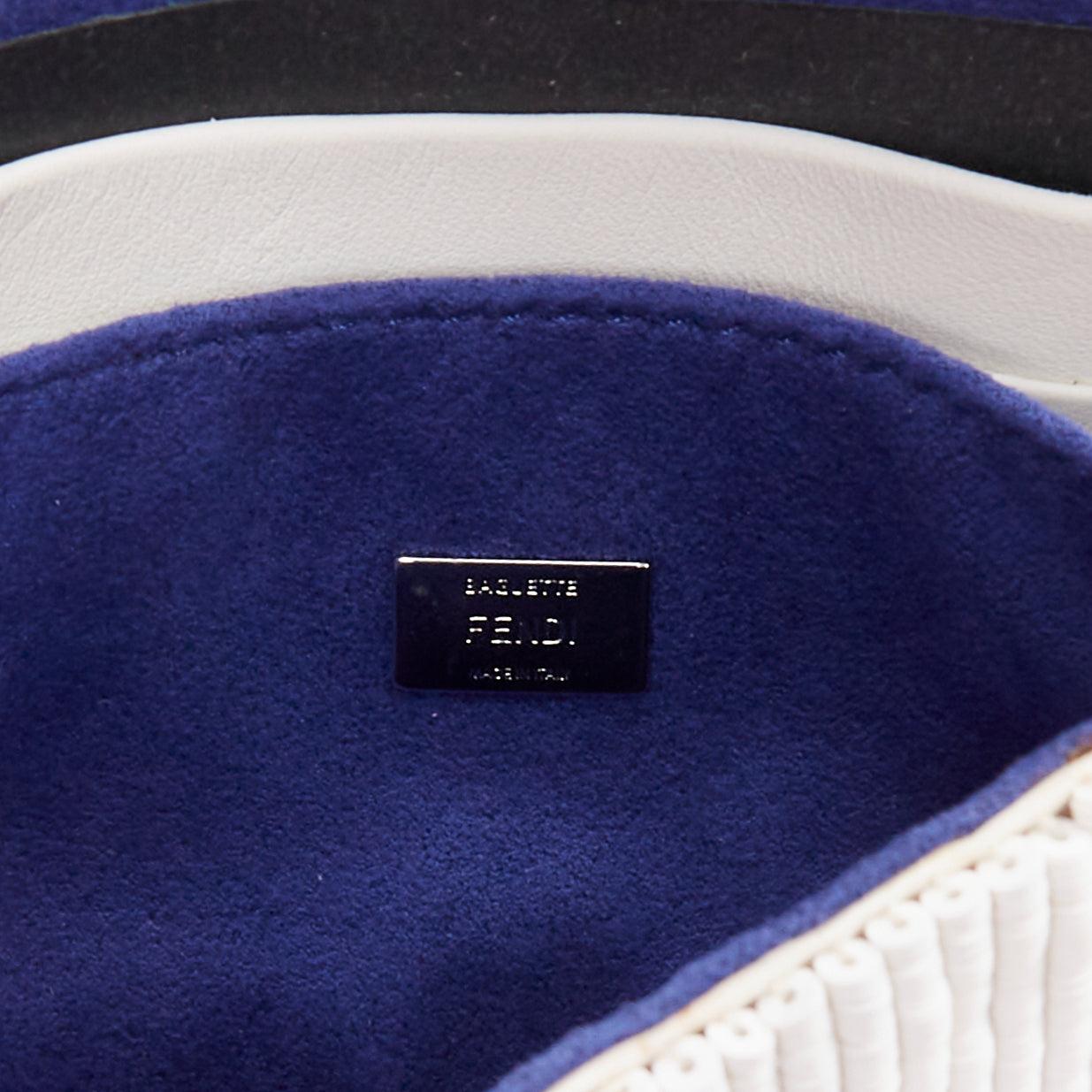 FENDI Micro Baguette azul colorido bordado con cuentas logo FF solapa cadena bolso en venta 5