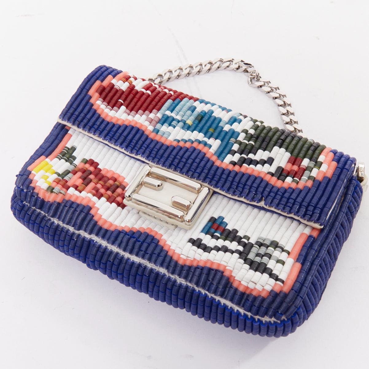 FENDI Micro Baguette azul colorido bordado con cuentas logo FF solapa cadena bolso en venta 2