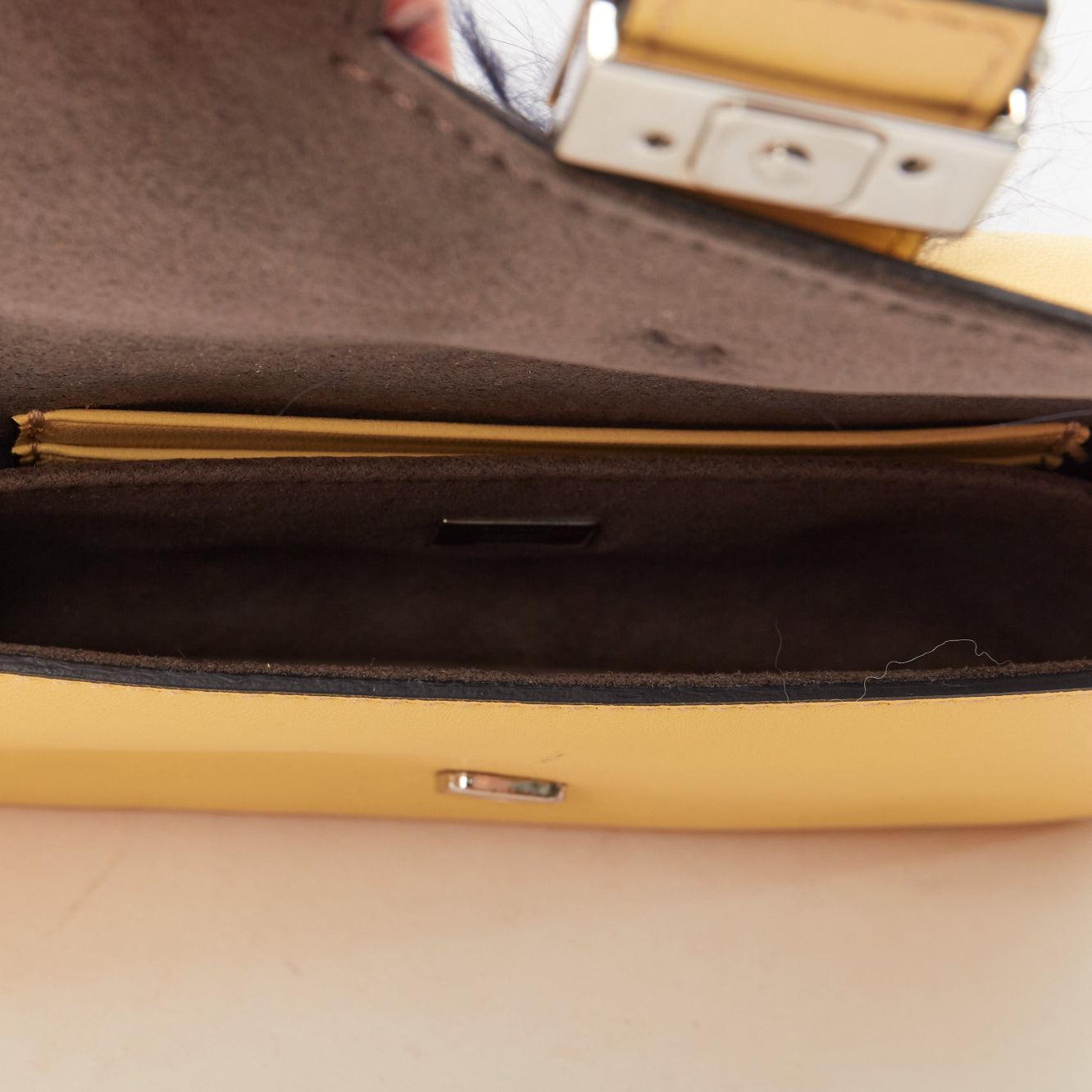FENDI Micro Baguette butter yellow black fur eye leather top handle bag en vente 4