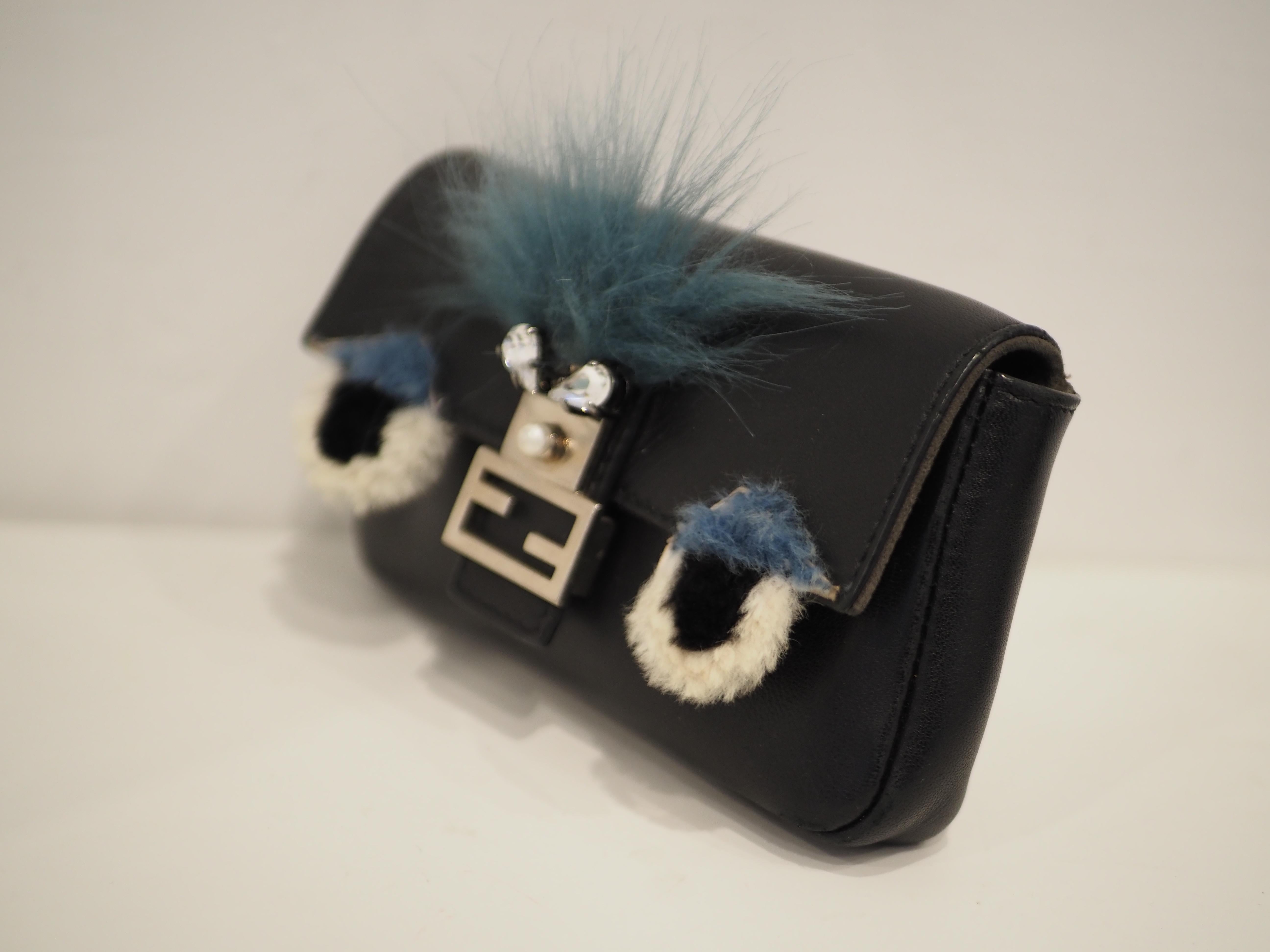 da uomo o donna Baguette micro mostro di Fendi in vendita
