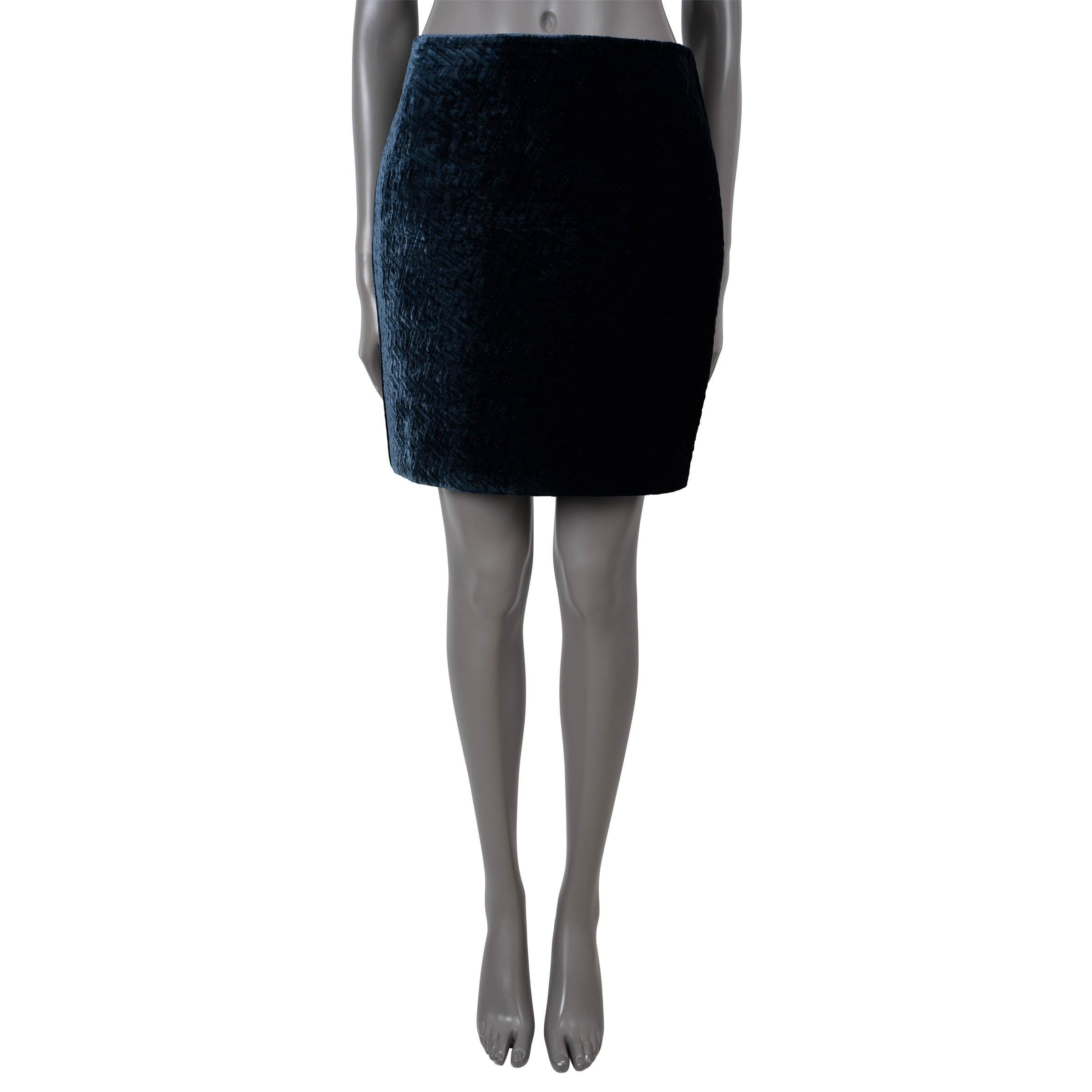 FENDI midnight blue viscose 2022 ZUCCA QUILTED VELVET MINI Skirt 42 M In Excellent Condition For Sale In Zürich, CH