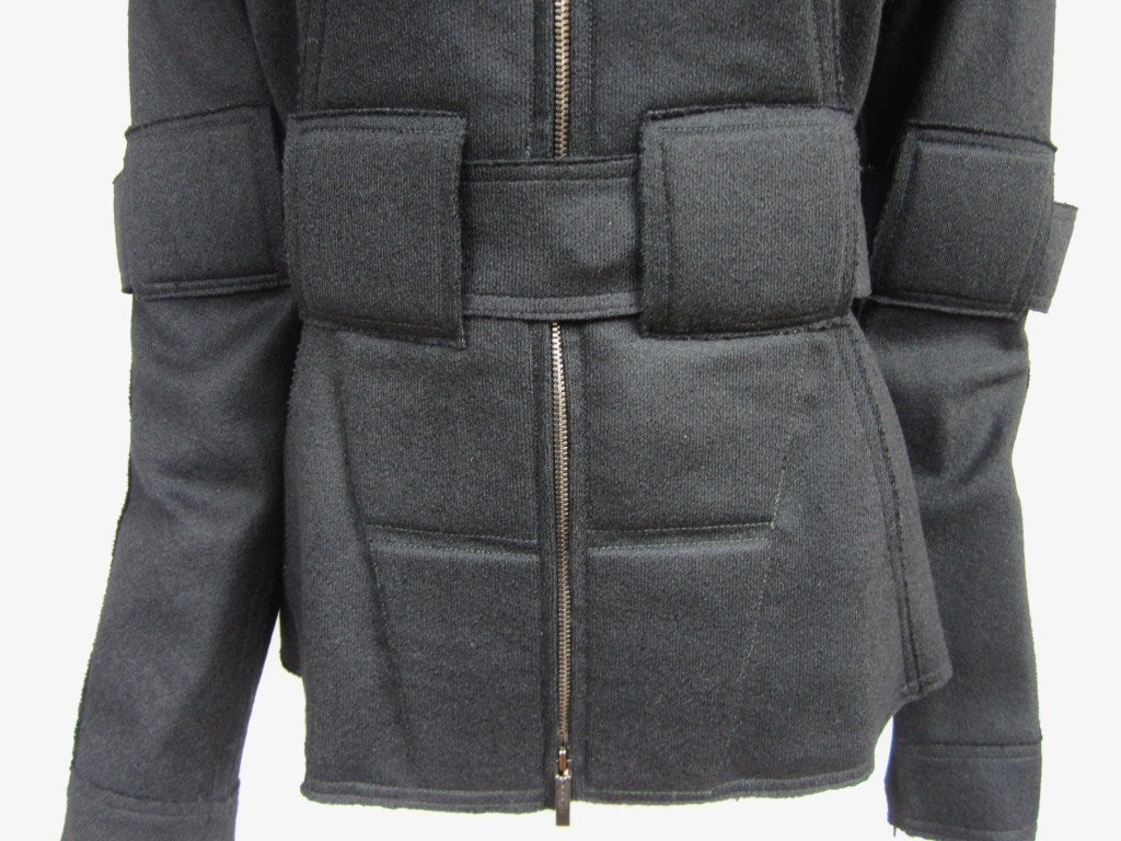  Fendi Military gesteppte schwarze Space Age-Jacke im Zustand „Hervorragend“ im Angebot in Wallkill, NY