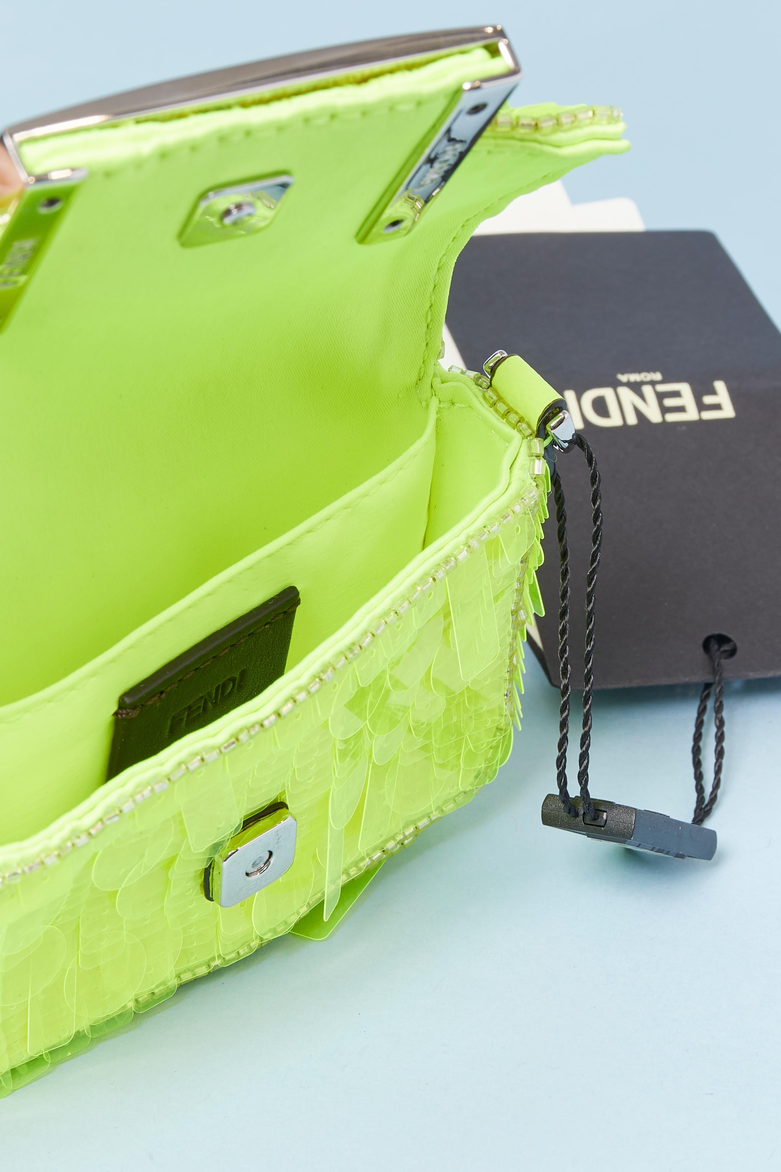 Fendi mini bag in neon yellow sequins in vendita 1