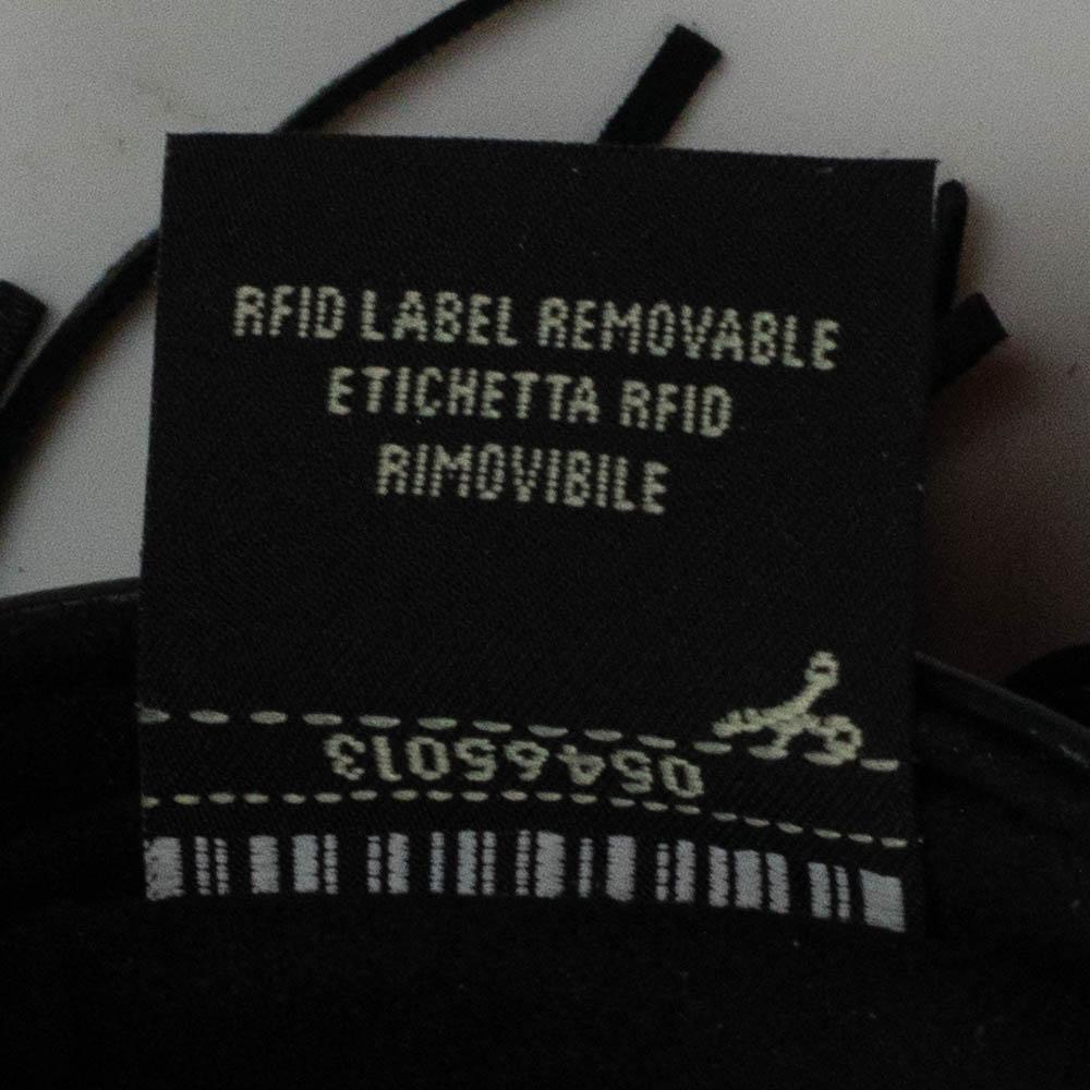 FENDI mini baguette Shoulder bag in Black Leather For Sale 1