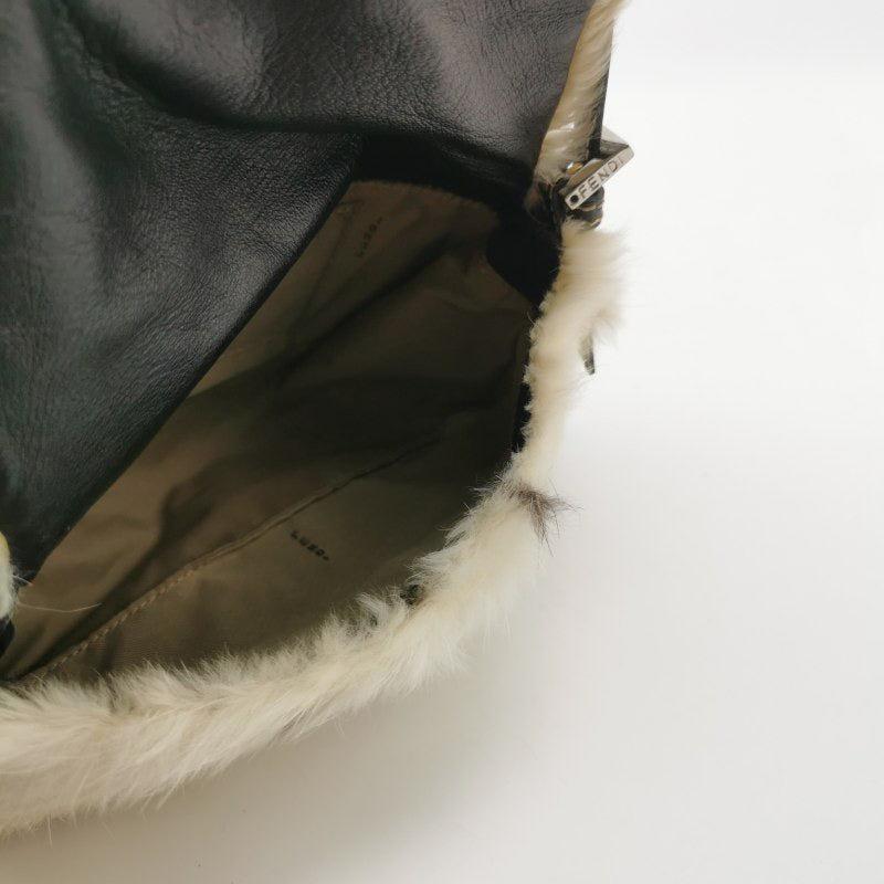 Fendi Mini Mamma Baguette White Rabbit Fur Shoulder Bag For Sale 2