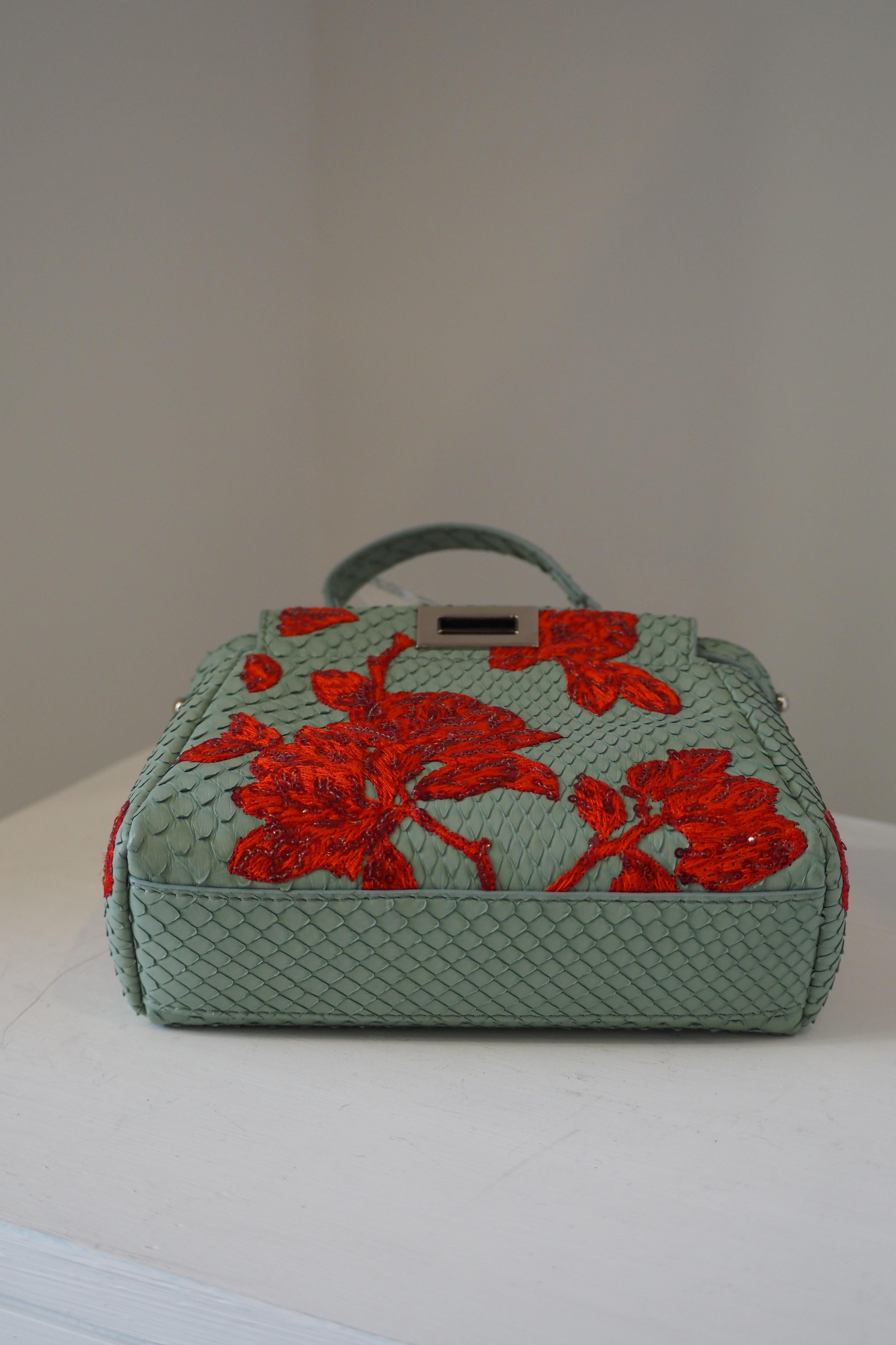 Fendi mini peekaboo python blaues Leder rot Swarovski Steine Tasche 14