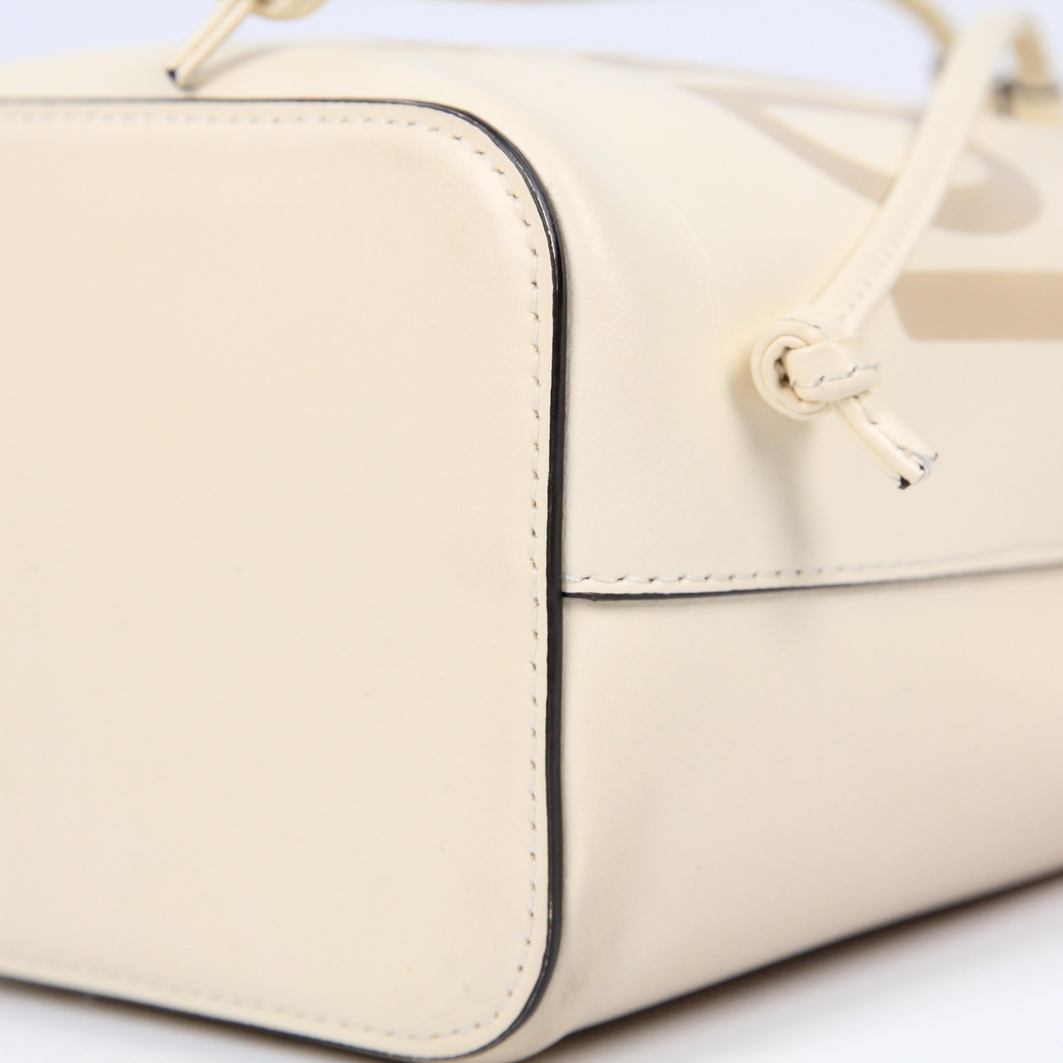 Fendi Mon Trésor leather handbag For Sale 14
