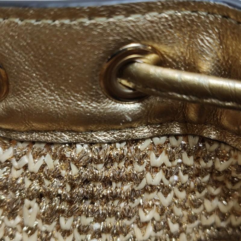 Fendi Mon Tresor Mini Bucket Bag Gold Raffia Thread und Leder Crossbody Bag 2