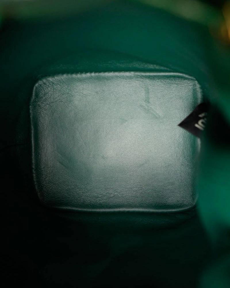 Fendi Mon Tressor Bucket Mini Coconut Green en vente 8