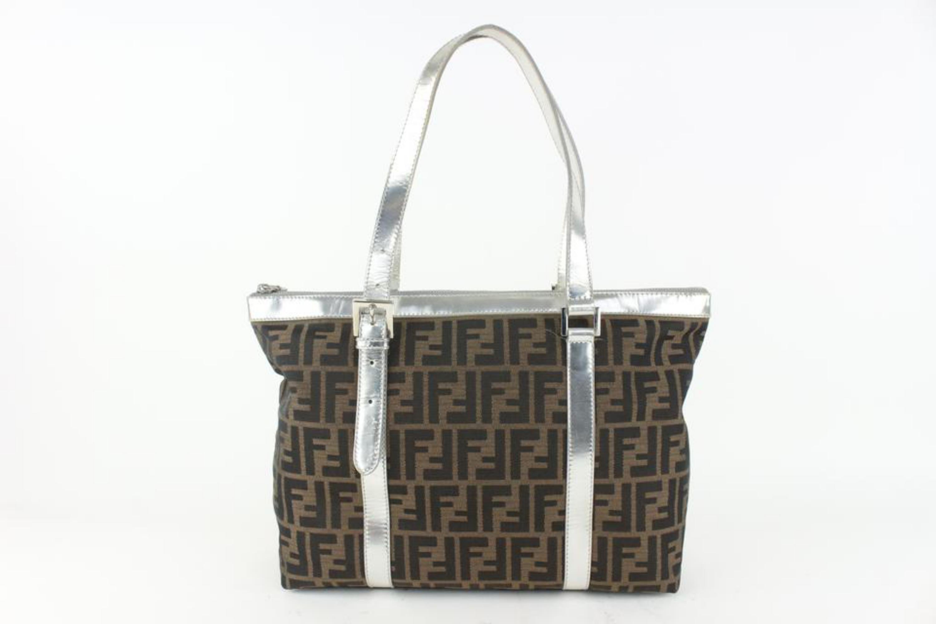 Fendi Monogram FF Zucca Silver Shopper Tote Bag 105f9 In Fair Condition For Sale In Dix hills, NY