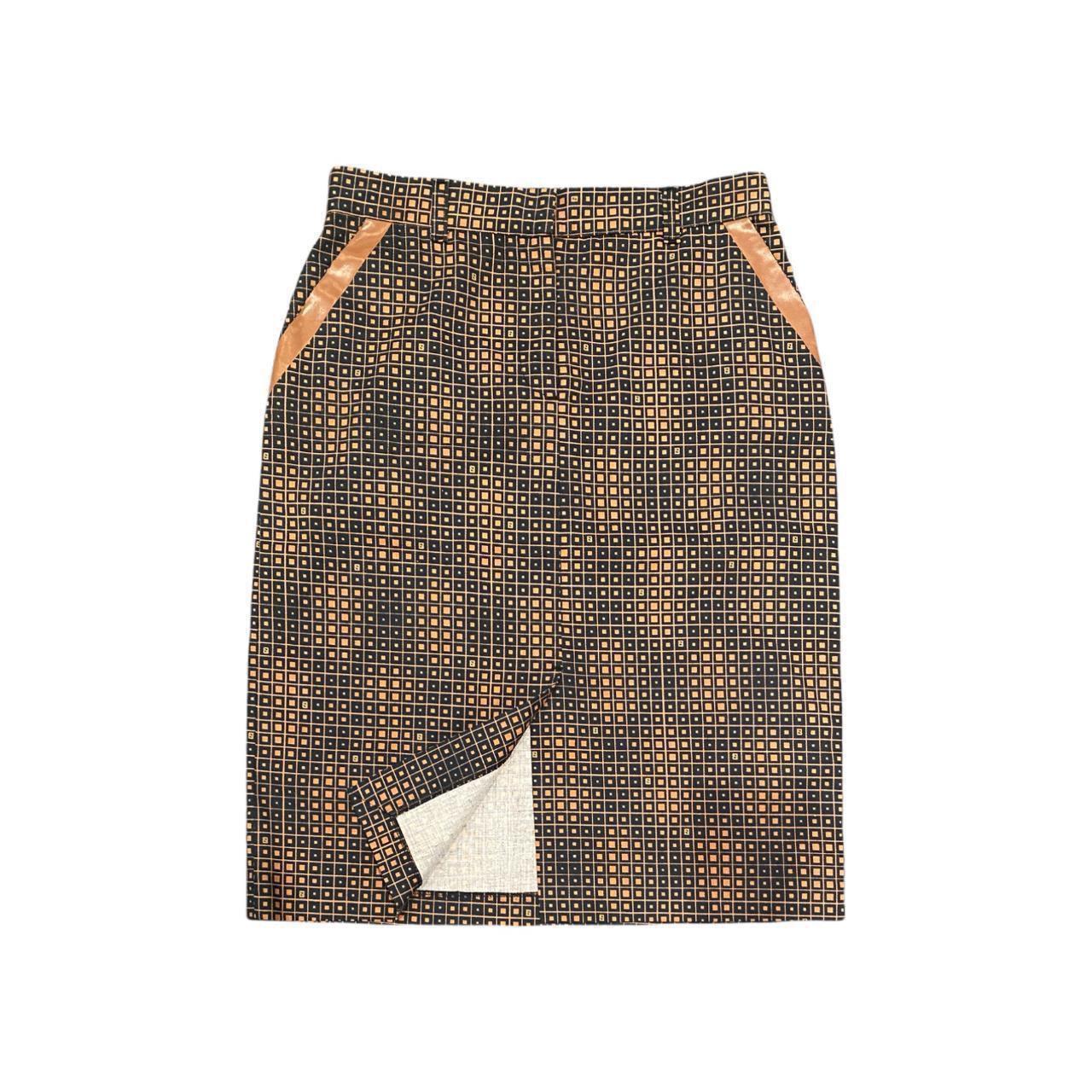 Fendi Monogram Skirt

CONDITION: This item is a vintage/pre-worn piece so some signs of natural wear and age are to be expected. However good general condition.

SIZE LABELLED: IT 44 (L)

ACTUAL MEASUREMENTS: Waist: 29