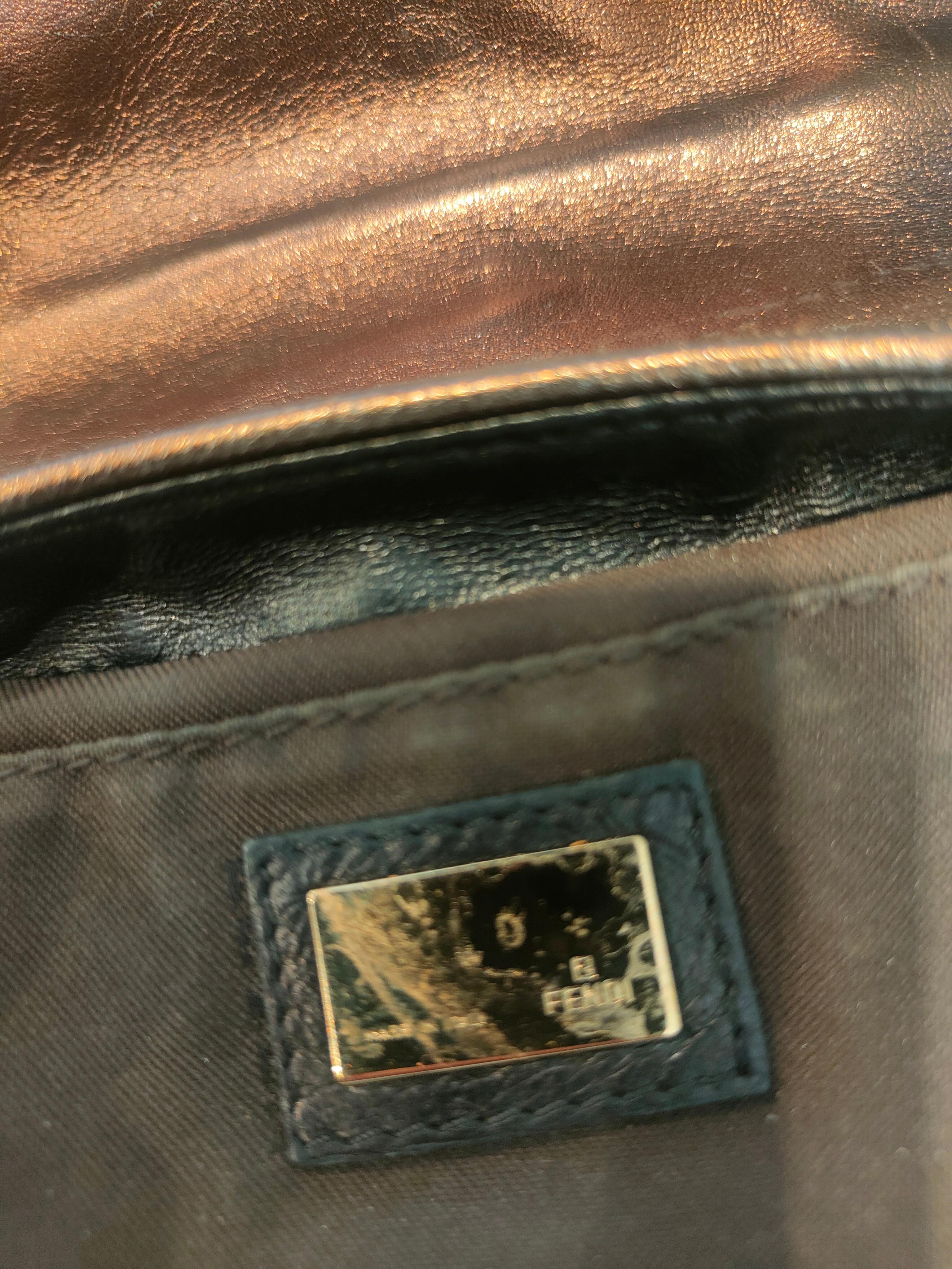 Fendi Monogram Vanity mirrored bag In Good Condition In Capri, IT
