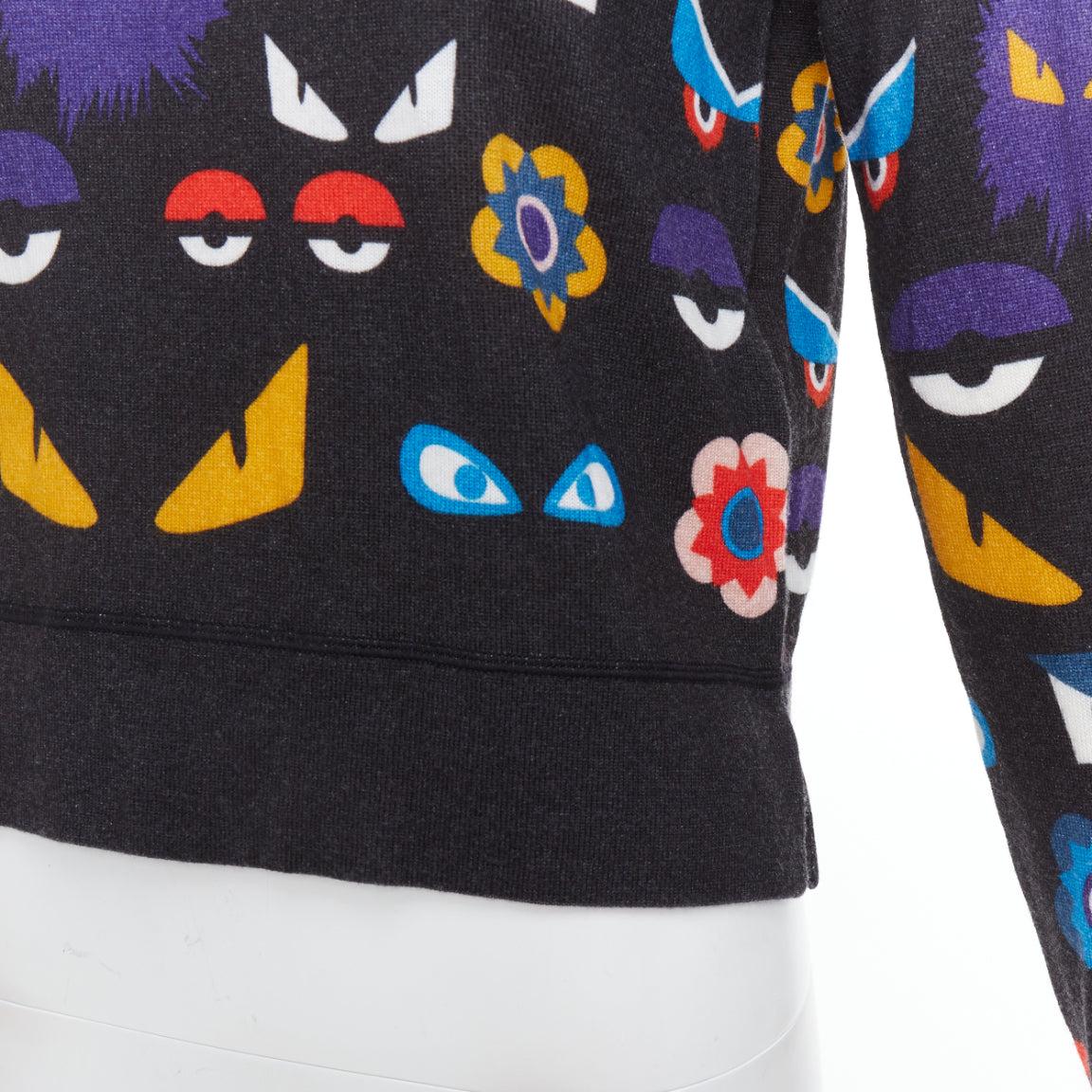 Pull FENDI Monster Bug Eye imprimé en laine vierge noire avec garniture en fourrure IT40 S en vente 2