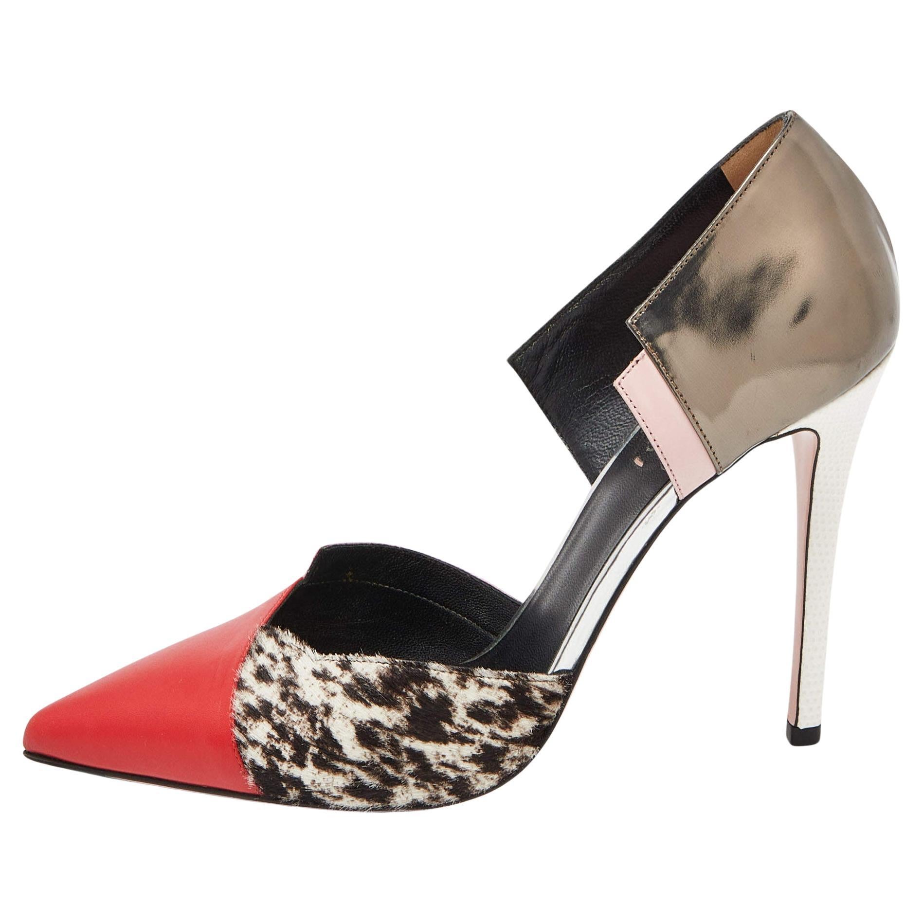 Fendi Multicolor Calfhair, Leather and Patent Trim Pointed Toe Pumps Size 39 For Sale