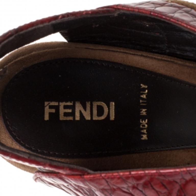 Women's Fendi Multicolor Croc Embossed Leather Platform Sandals Size 38 For Sale