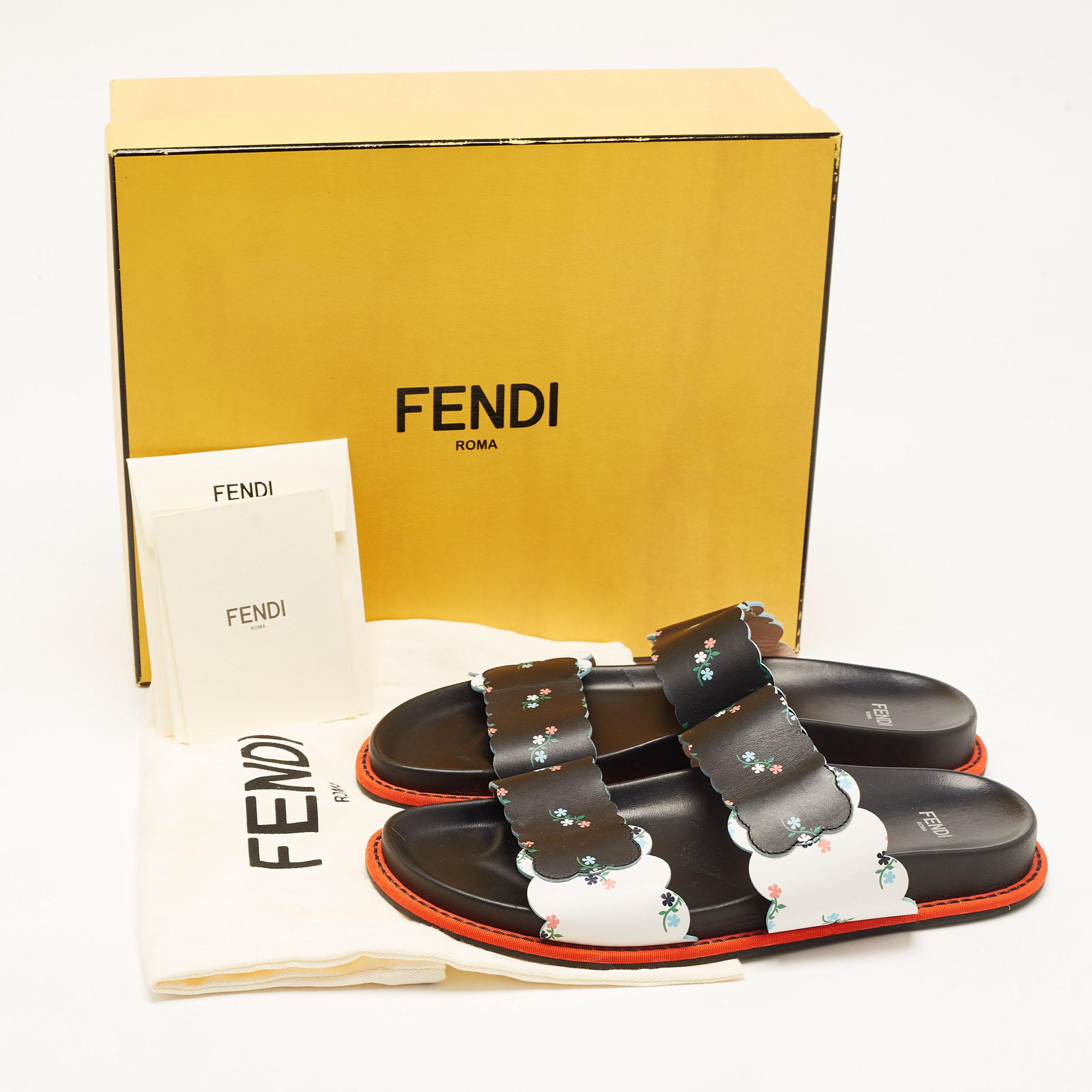 Fendi Multicolor Floral Print Leather Strap Slide Sandals Size 38 For Sale 2