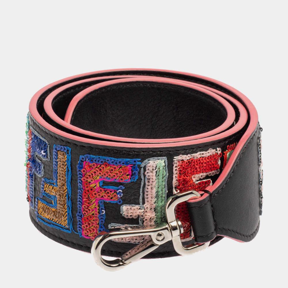Fendi brings you this super-chic shoulder strap that you can flaunt with your great collection of handbags. The strap is made from leather and it is designed with sequins embellishments. It is complete with two silver-tone clasps for you to attach