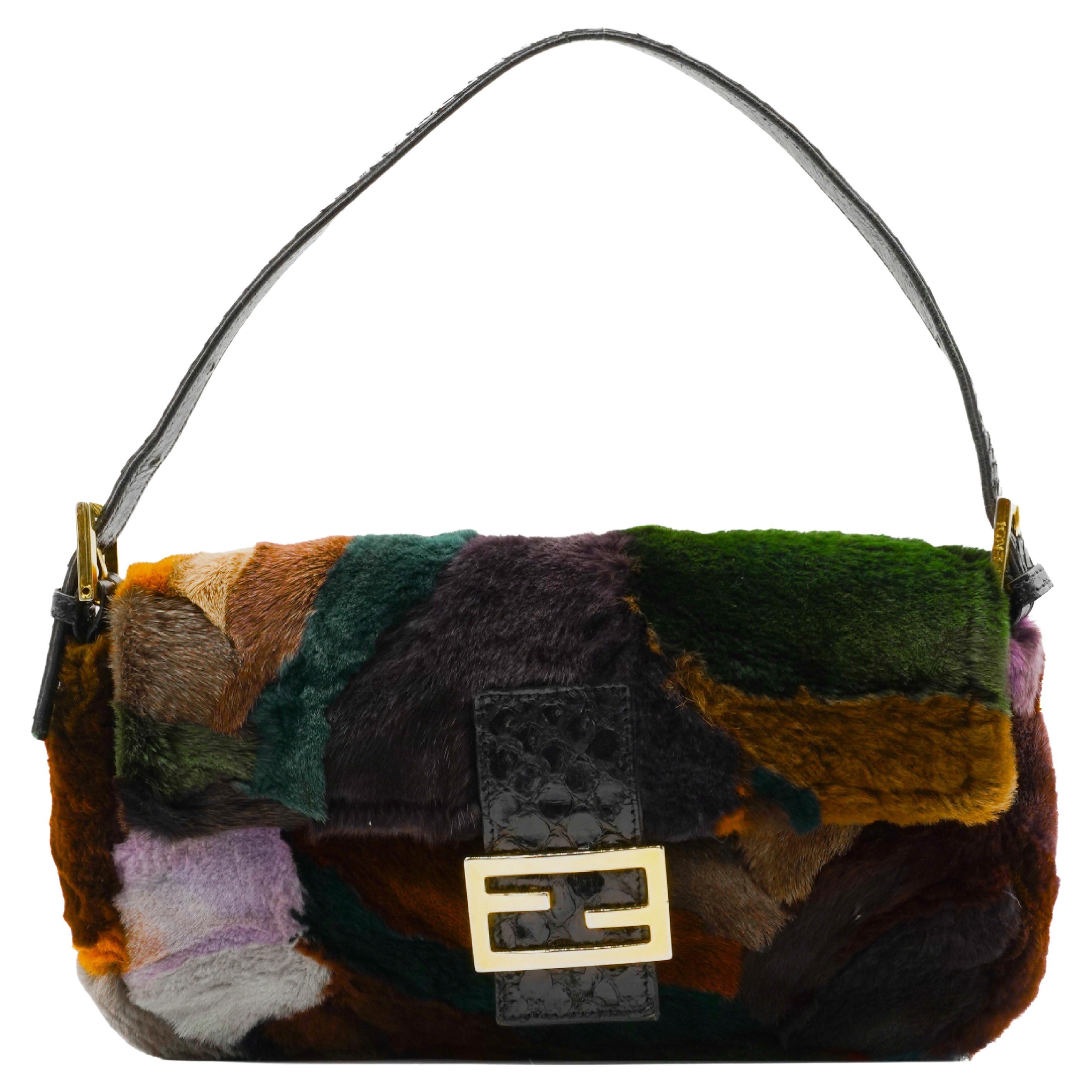Sac "Baguette" en fourrure multicolore et python de Fendi, circa 2000 en vente