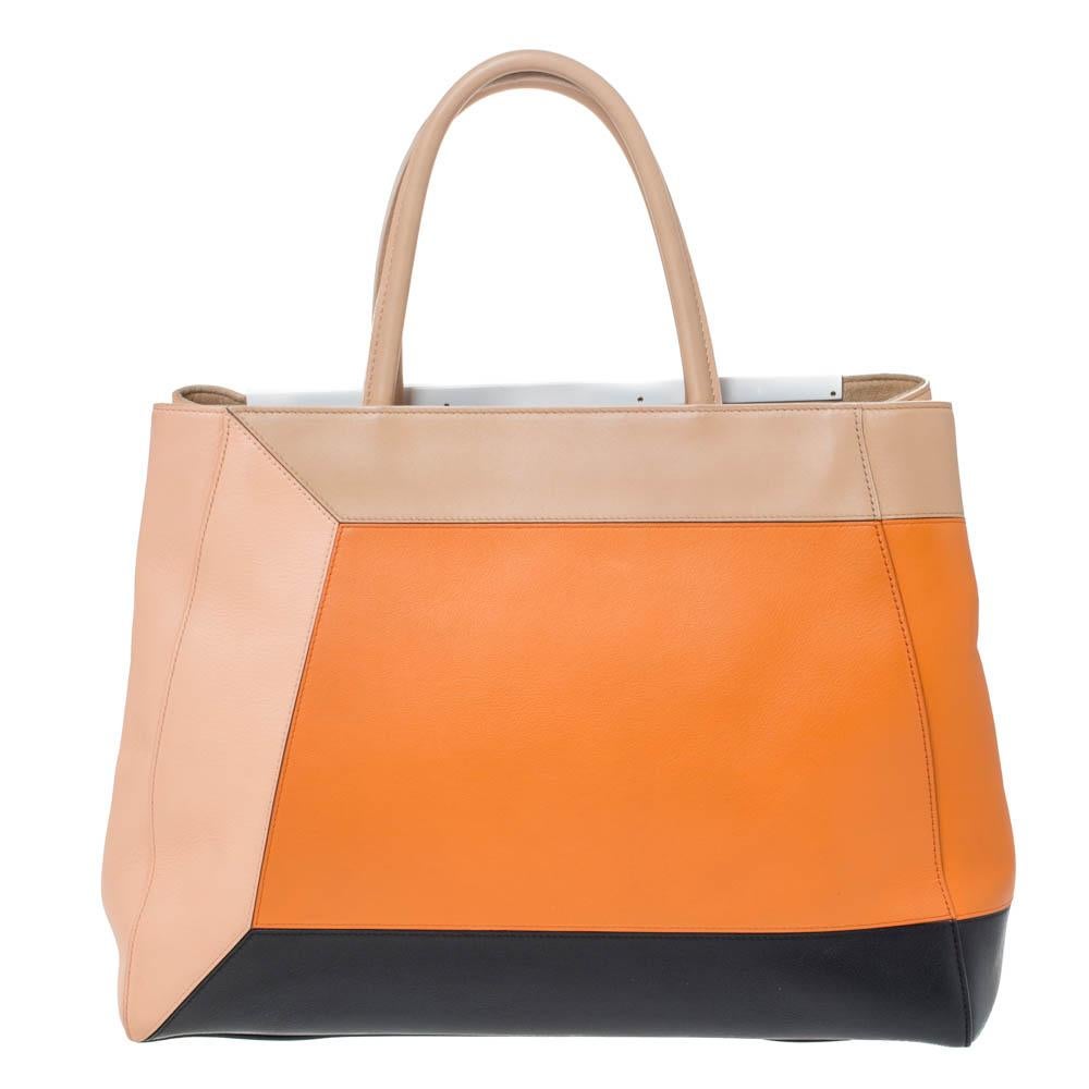 Fendi's 2Jours tote is one of the most iconic designs from the label and it still continues to receive the love of women around the world. Crafted from quality leather, this multicolored bag features double rolled handles. It is also equipped with a