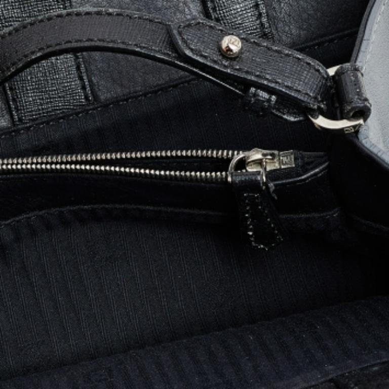 Fendi Mini-Geometrische 2jours-Tasche aus mehrfarbigem Leder (Grau) im Angebot