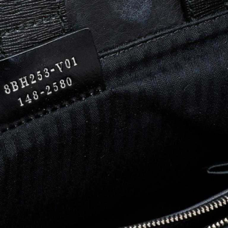 Fendi Mini-Geometrische 2jours-Tasche aus mehrfarbigem Leder im Zustand „Relativ gut“ im Angebot in Dubai, Al Qouz 2