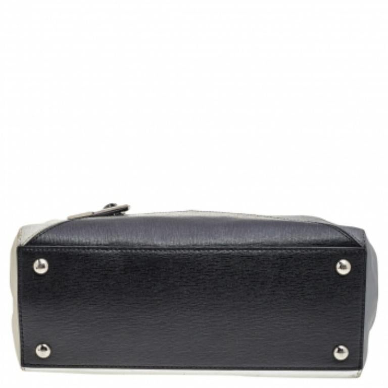 Fendi Mini-Geometrische 2jours-Tasche aus mehrfarbigem Leder Damen im Angebot