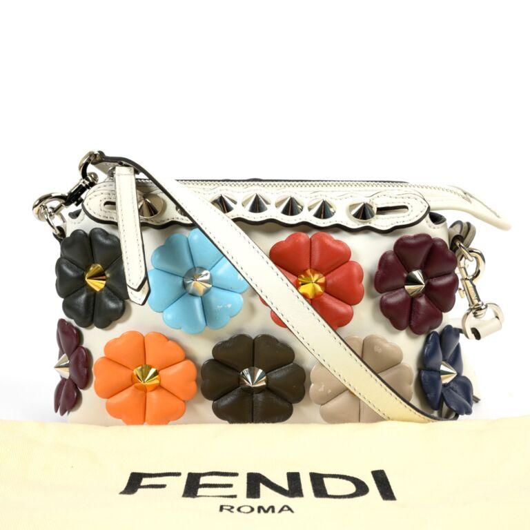 Fendi Multicolor Mini By The Way Studded Flower Crossbody

Brighten up your ensemble with this stunning Fendi Multicolor Mini By The Way Studded Flower Crossbody bag. The soft white/grey leather body and contrasting multicolor flowers and studs give