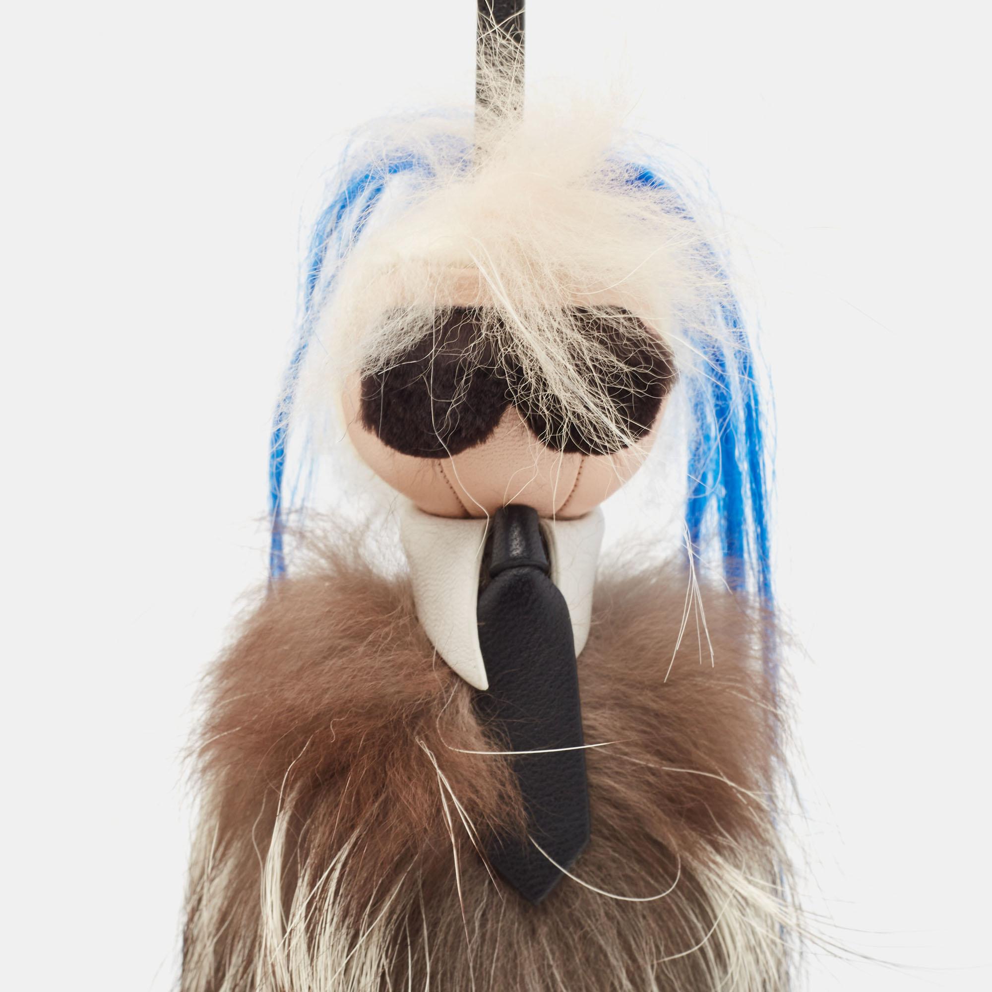 Lend your bag a cute makeover with this stunning Fendi charm. Made from mink fur and leather, the charm has the Karlito design and a simple clasp.

Includes
Original Dustbag, Original Box, Info Booklet
