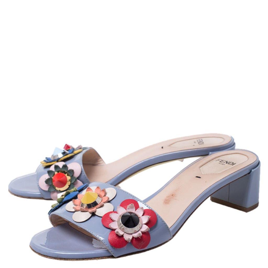 Fendi Multicolor Patent Leather Flowerland Block Heel Slides Size 37 In Fair Condition In Dubai, Al Qouz 2