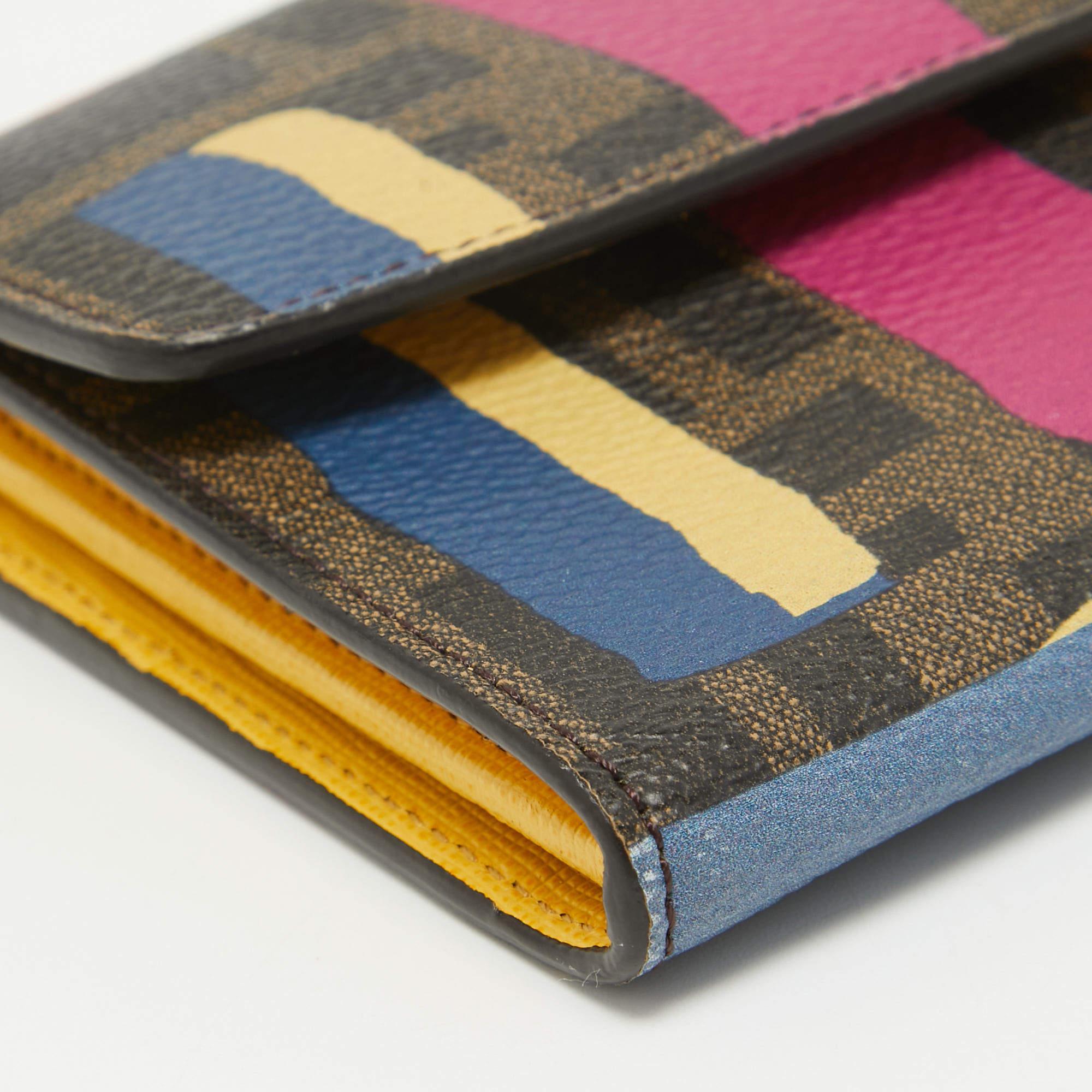 Fendi Multicolor Zucca Druck beschichtete Leinwand Klappe Kontinental Brieftasche im Angebot 3