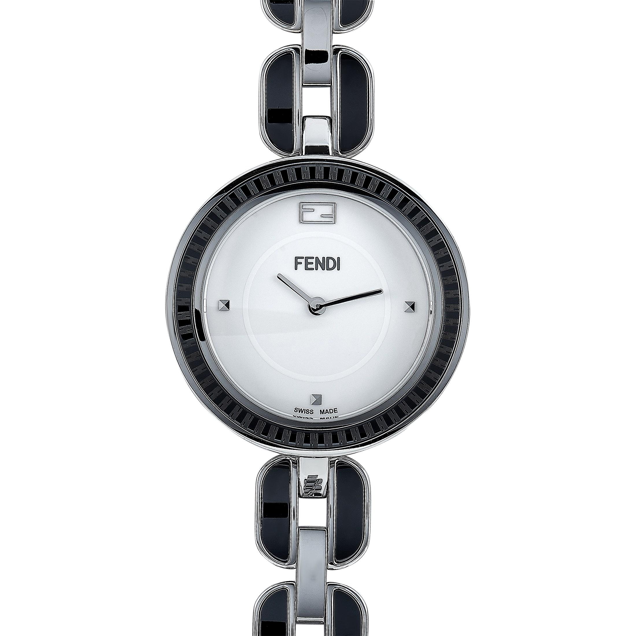The Fendi My Way watch, reference number F353034001, comes with a 36 mm stainless steel case that boasts a bezel with a black ceramic inlay. The case is presented on a stainless steel bracelet with black ceramic inserts. This model is powered by a