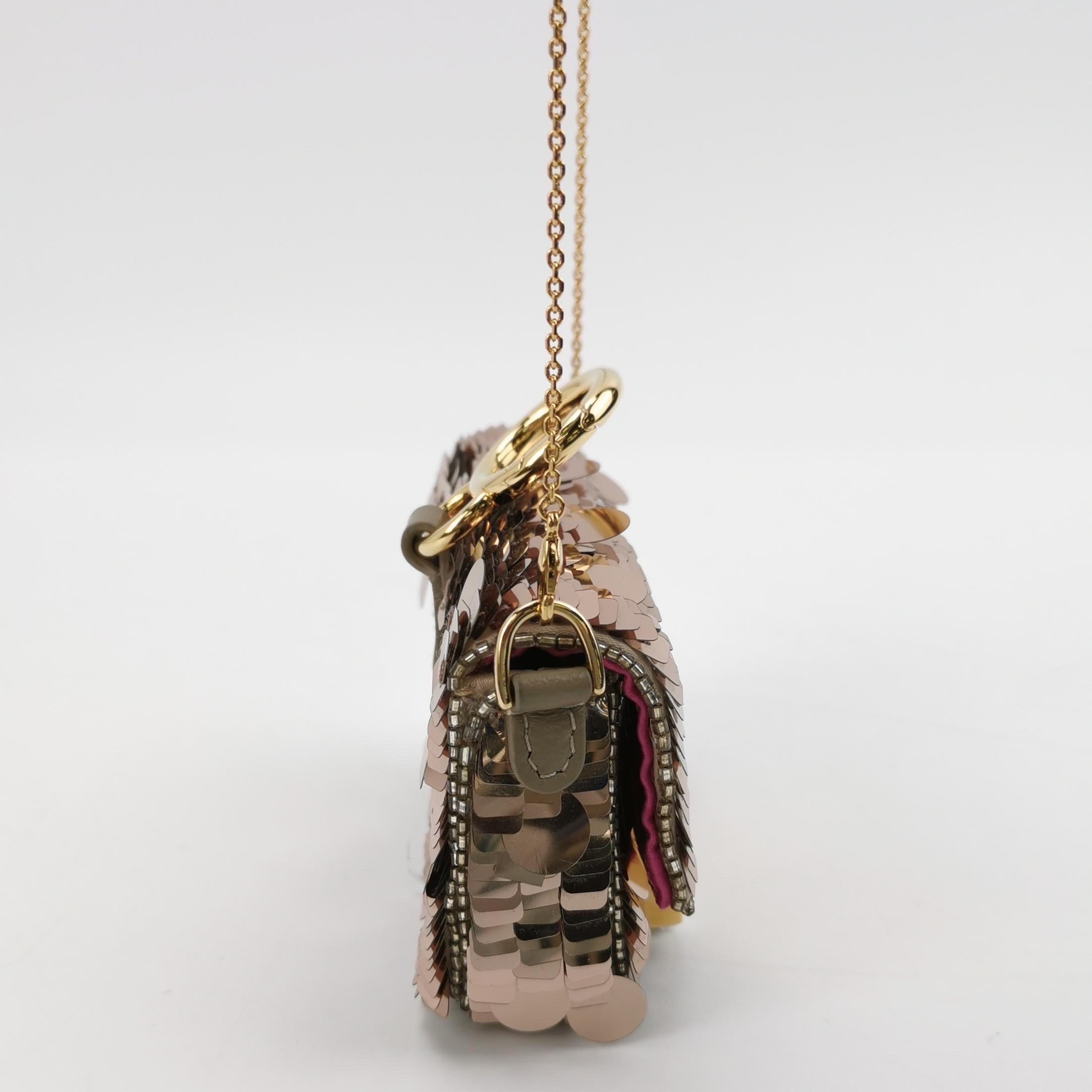 Fendi Nano Baguette Charm Pink Sequins with Chain In Excellent Condition For Sale In AUBERVILLIERS, FR