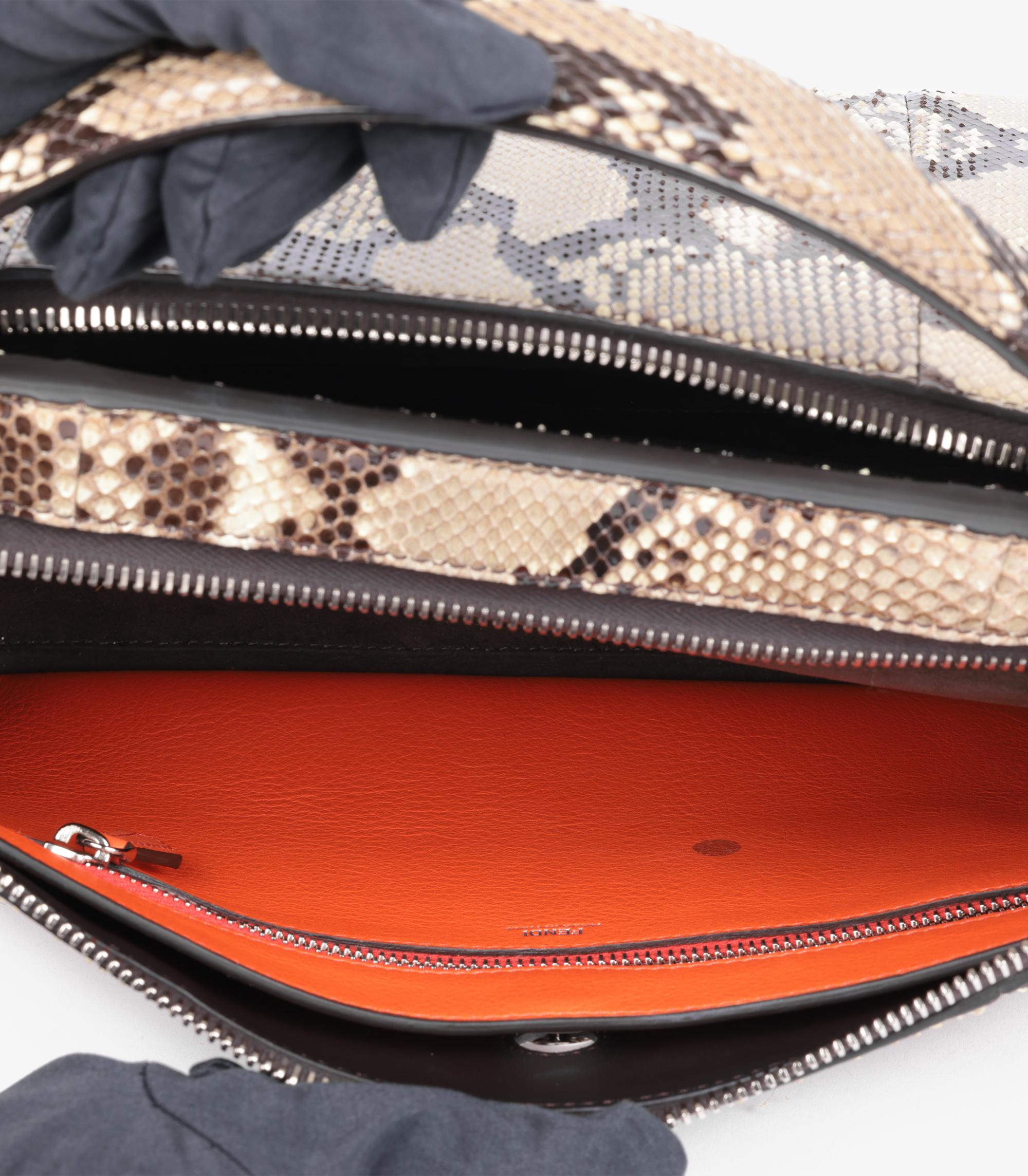 Fendi in pelle di pitone naturale Dotcom in vendita 5