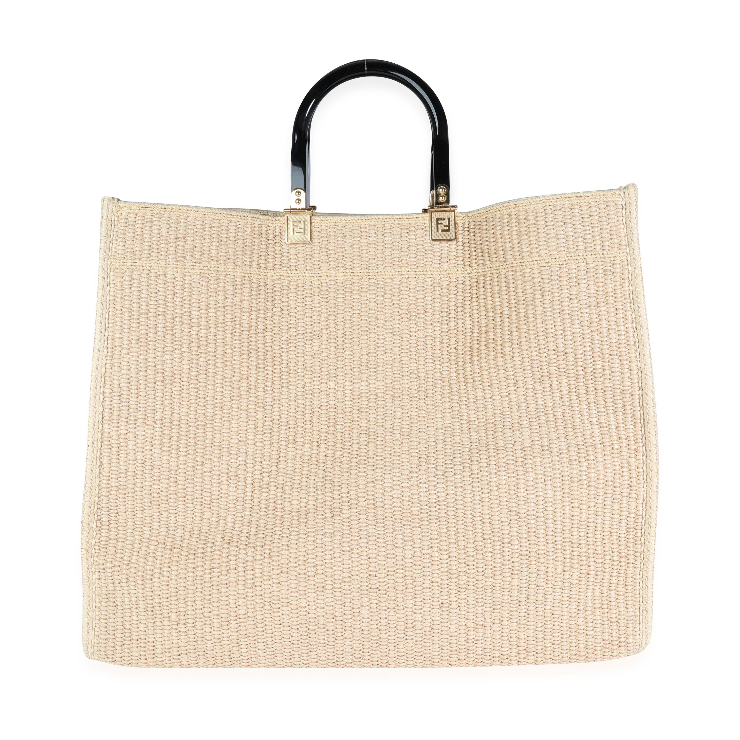 Listing Title: Fendi Natural Woven Straw Medium Sunshine Shopper Tote
SKU: 116406
MSRP: 3100.00
Condition: Pre-owned (3000)
Handbag Condition: Very Good
Condition Comments: Very Good Condition. Faint discoloration and fraying to edges. Light
