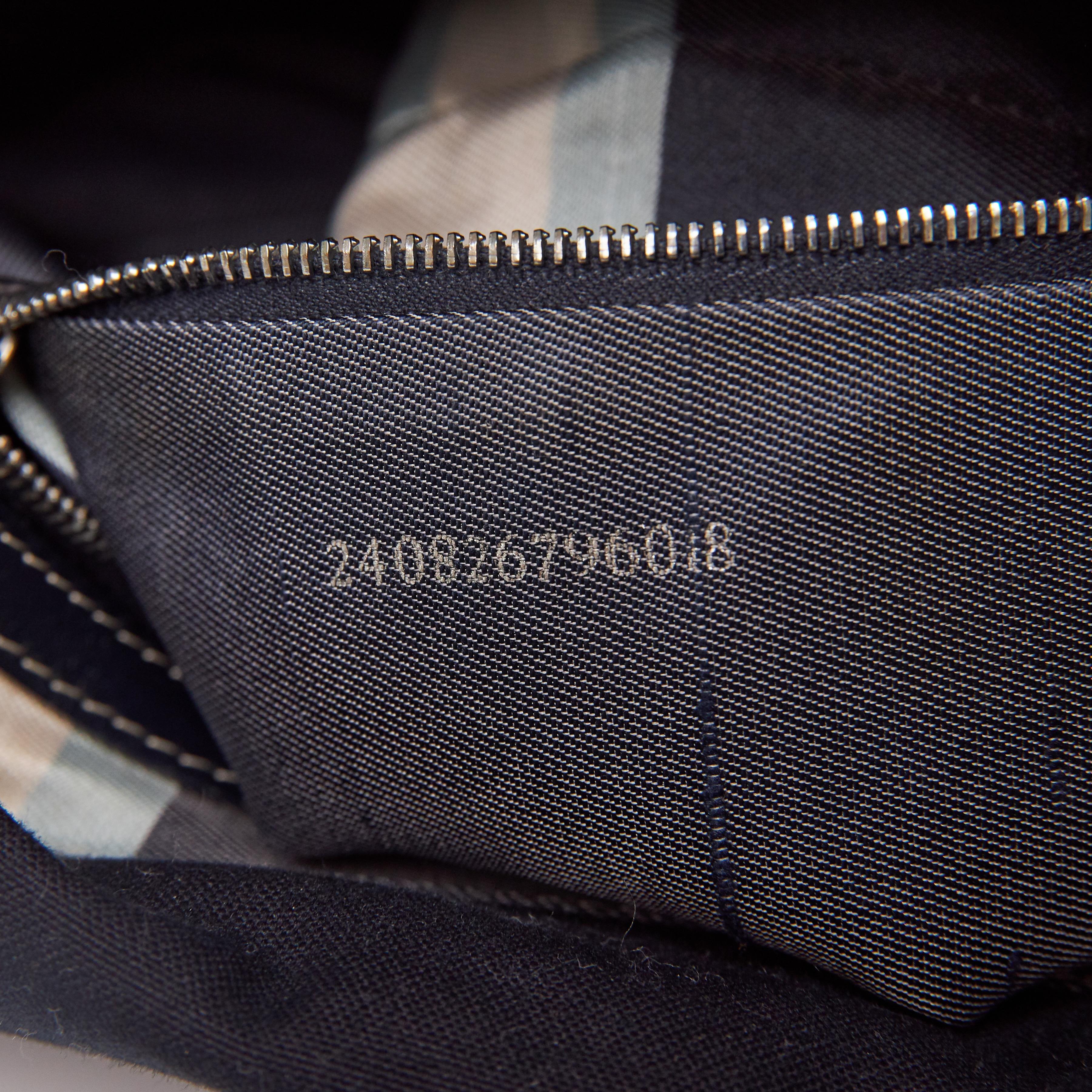 Fendi Navy Cotton Baguette Bag In Excellent Condition For Sale In Montreal, Quebec