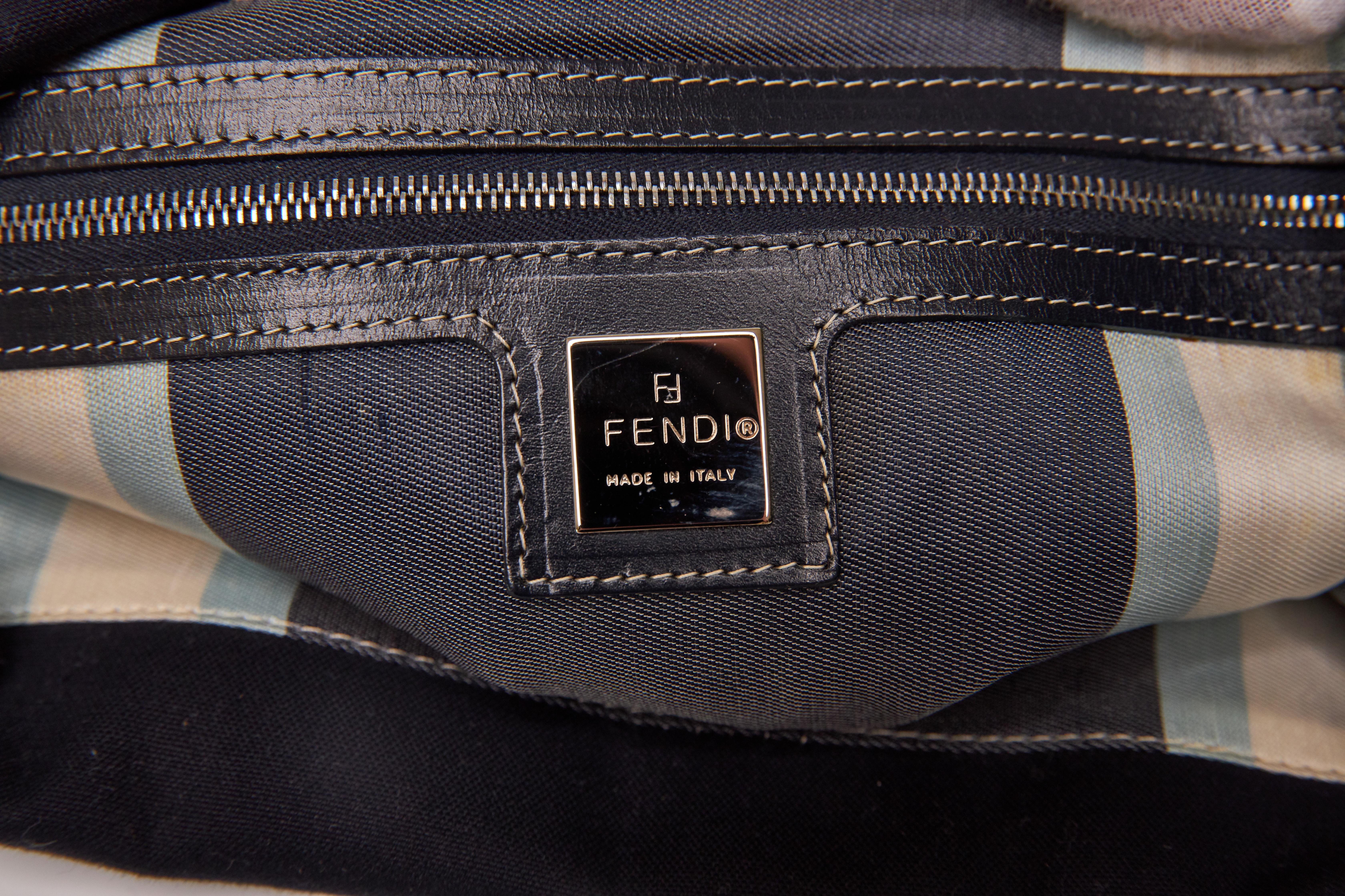 Fendi Baguette-Tasche aus Baumwolle in Marineblau im Angebot 3