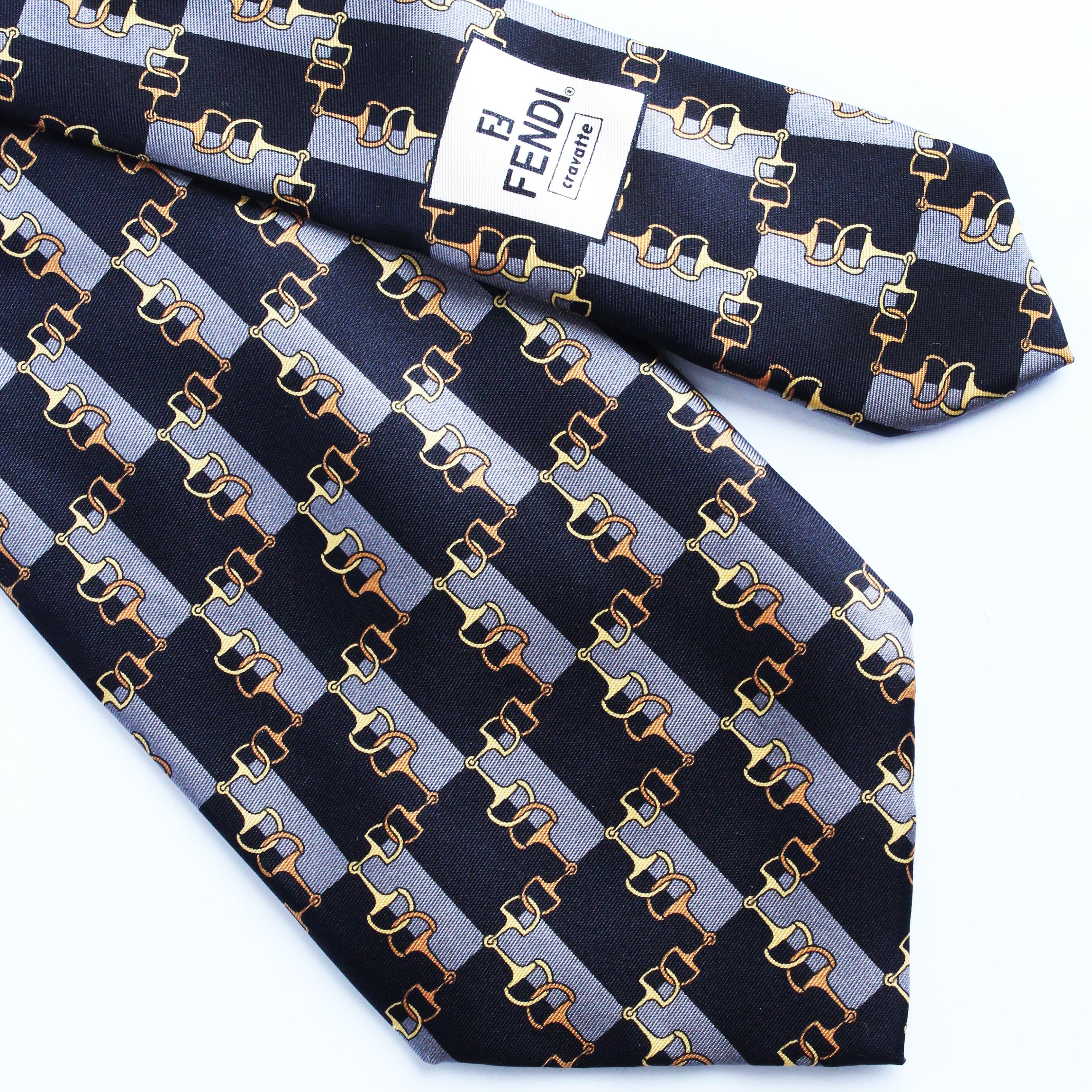 Nero Cravatta Fendi Uomo in seta con motivo equestre Made in Italy in vendita