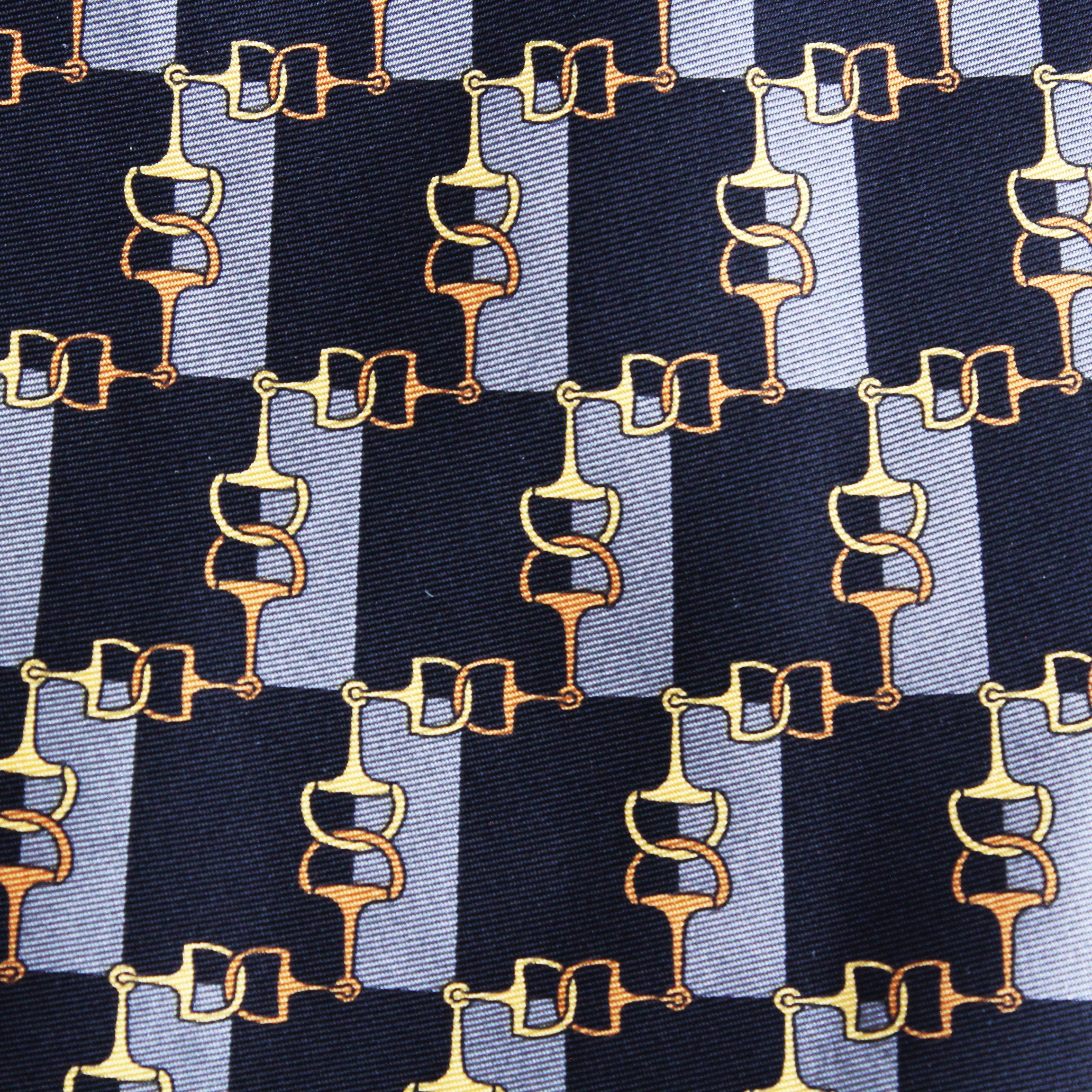 da uomo o donna Cravatta Fendi Uomo in seta con motivo equestre Made in Italy in vendita