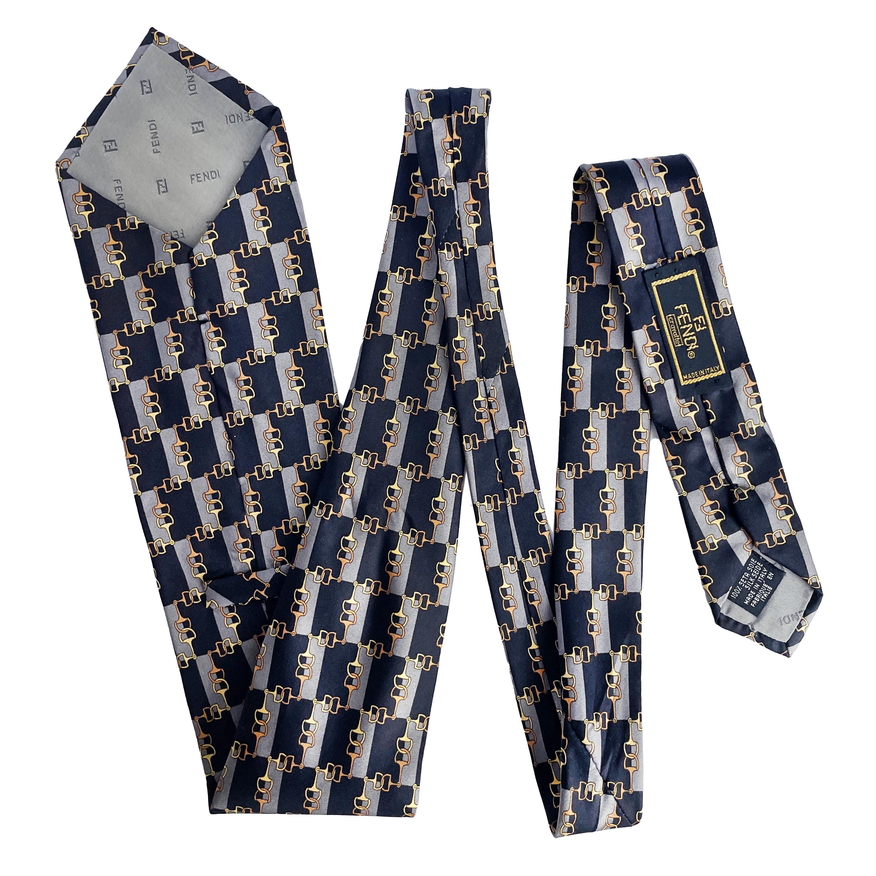 Cravatta Fendi Uomo in seta con motivo equestre Made in Italy in vendita 3