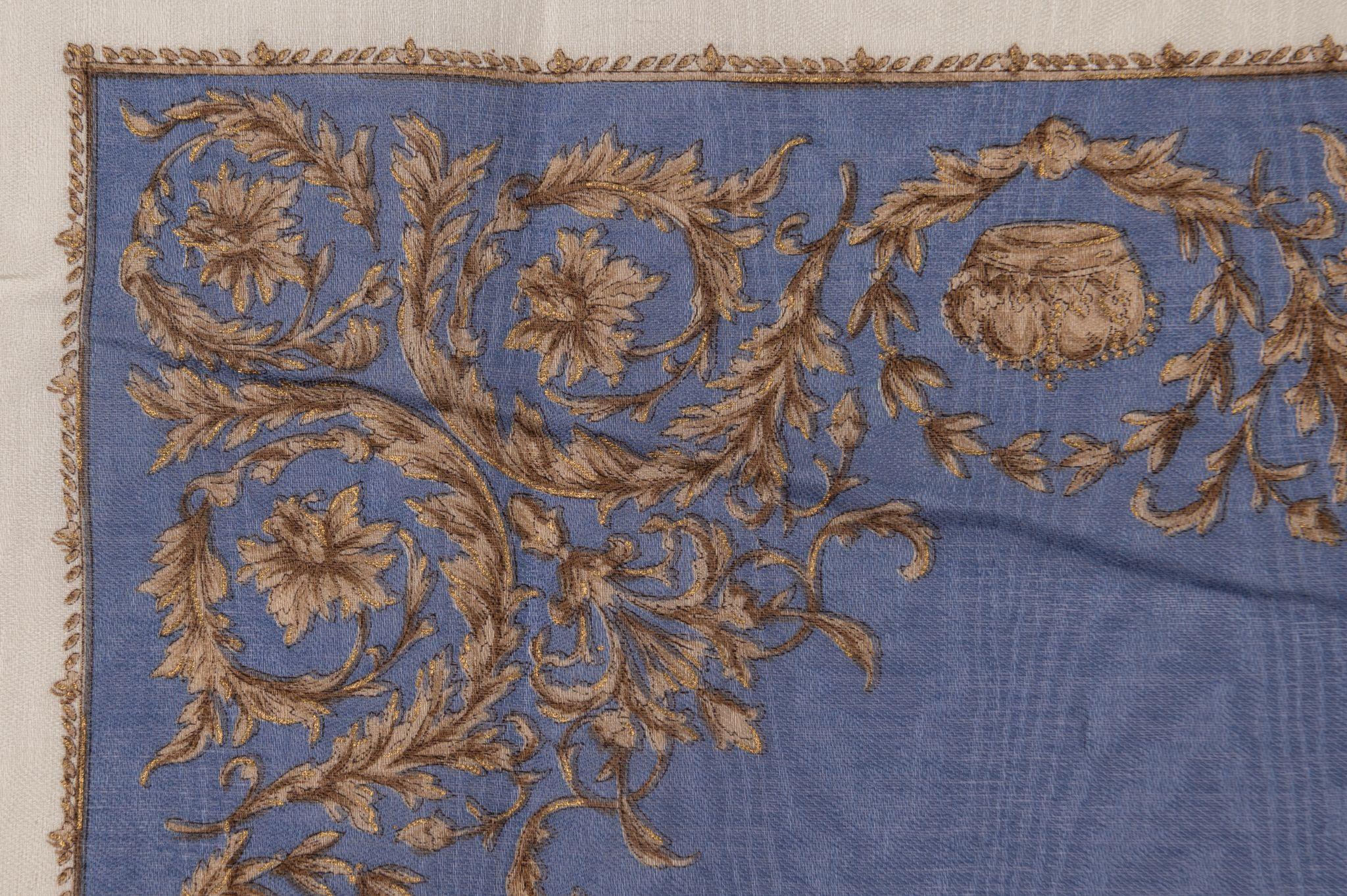 Women's or Men's Fendi New Blue Baroque Cotton Gavroche For Sale