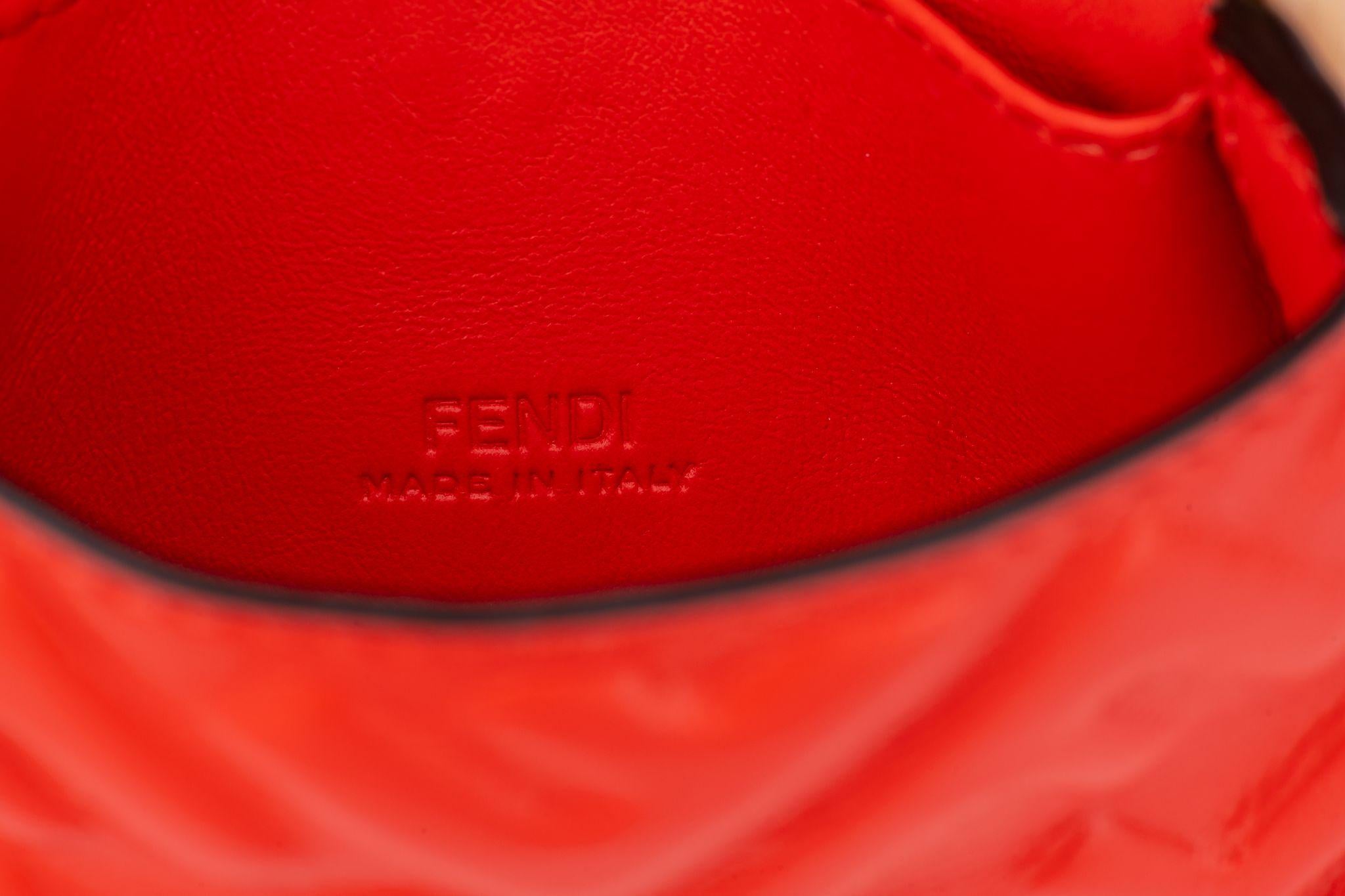 Fendi New Coral Embossed Nano Baguette In New Condition For Sale In West Hollywood, CA